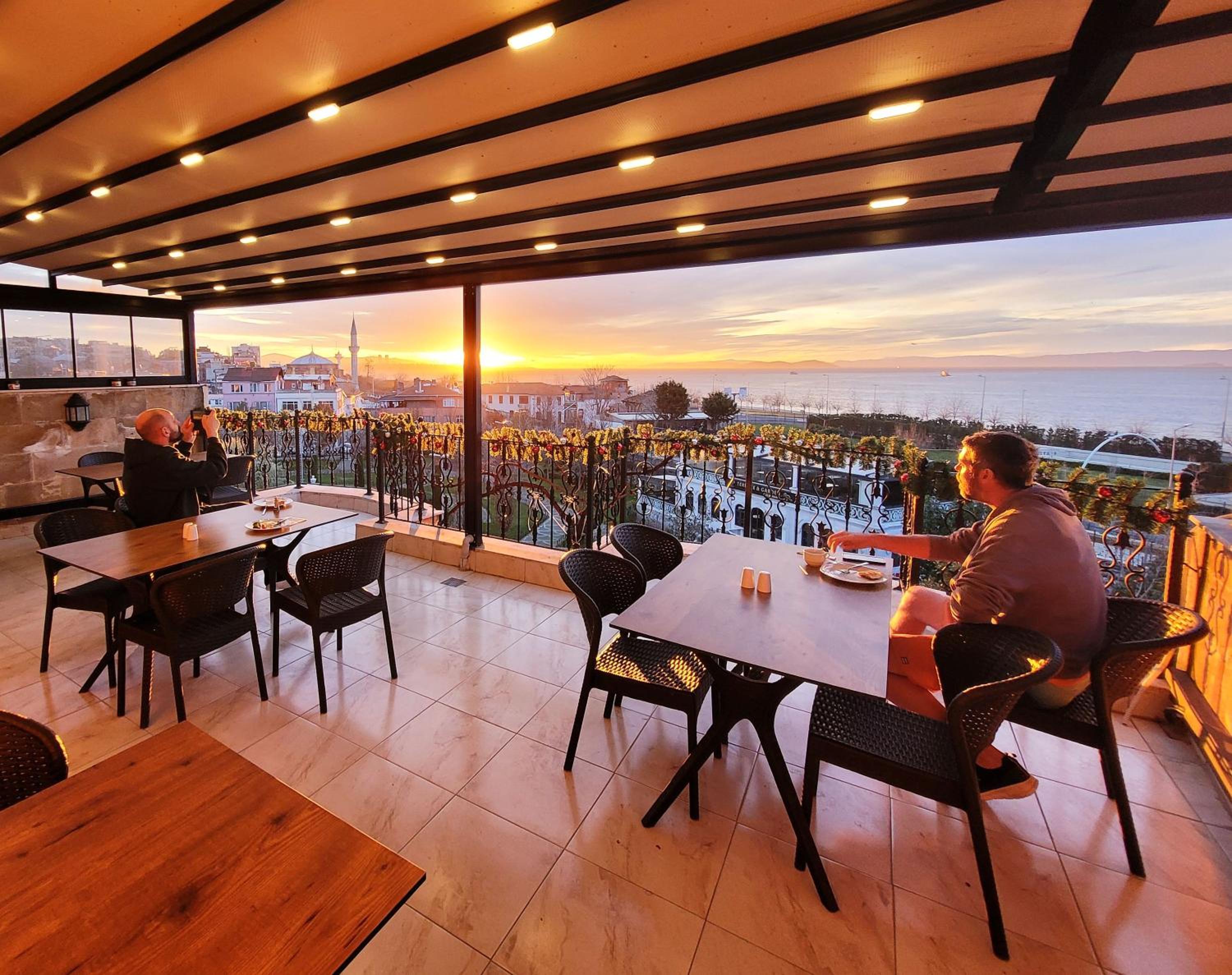 Saruhan Otel - Image 18