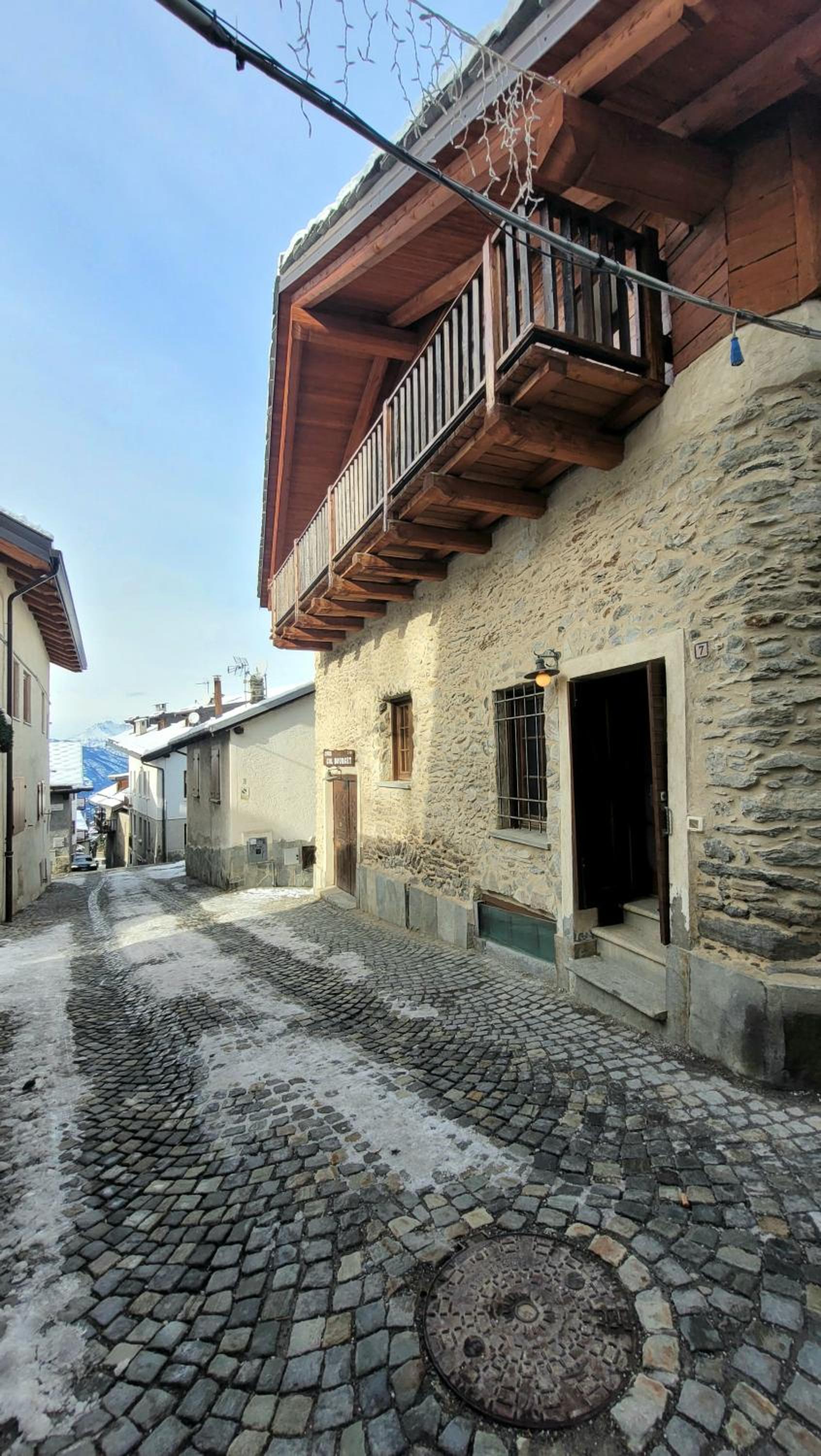 Baita 3 lovely & central Sauze view 5