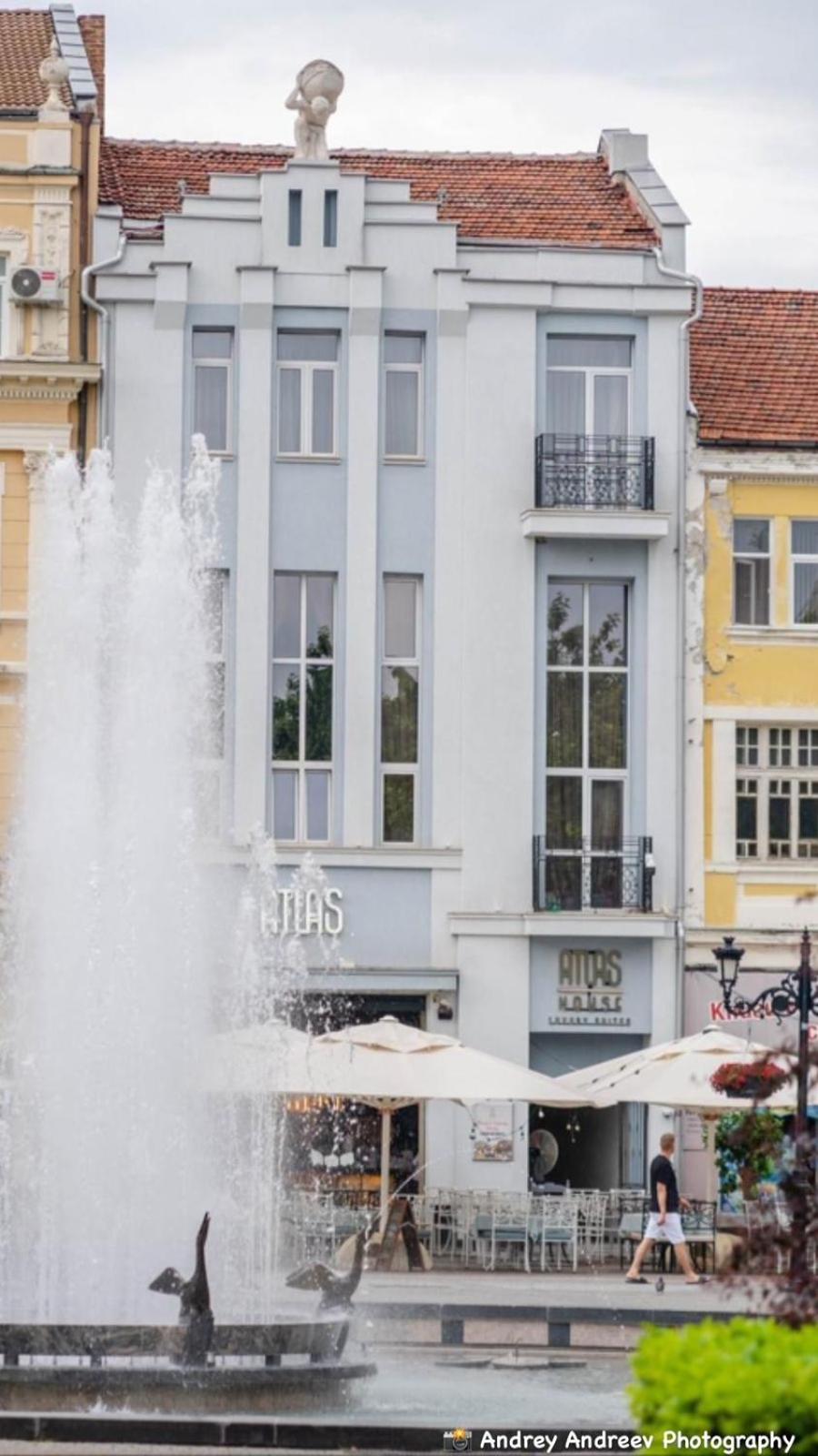 ATLAS HOUSE Luxury Suites