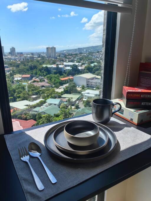 Studio Unit with Balcony at the Median view 3