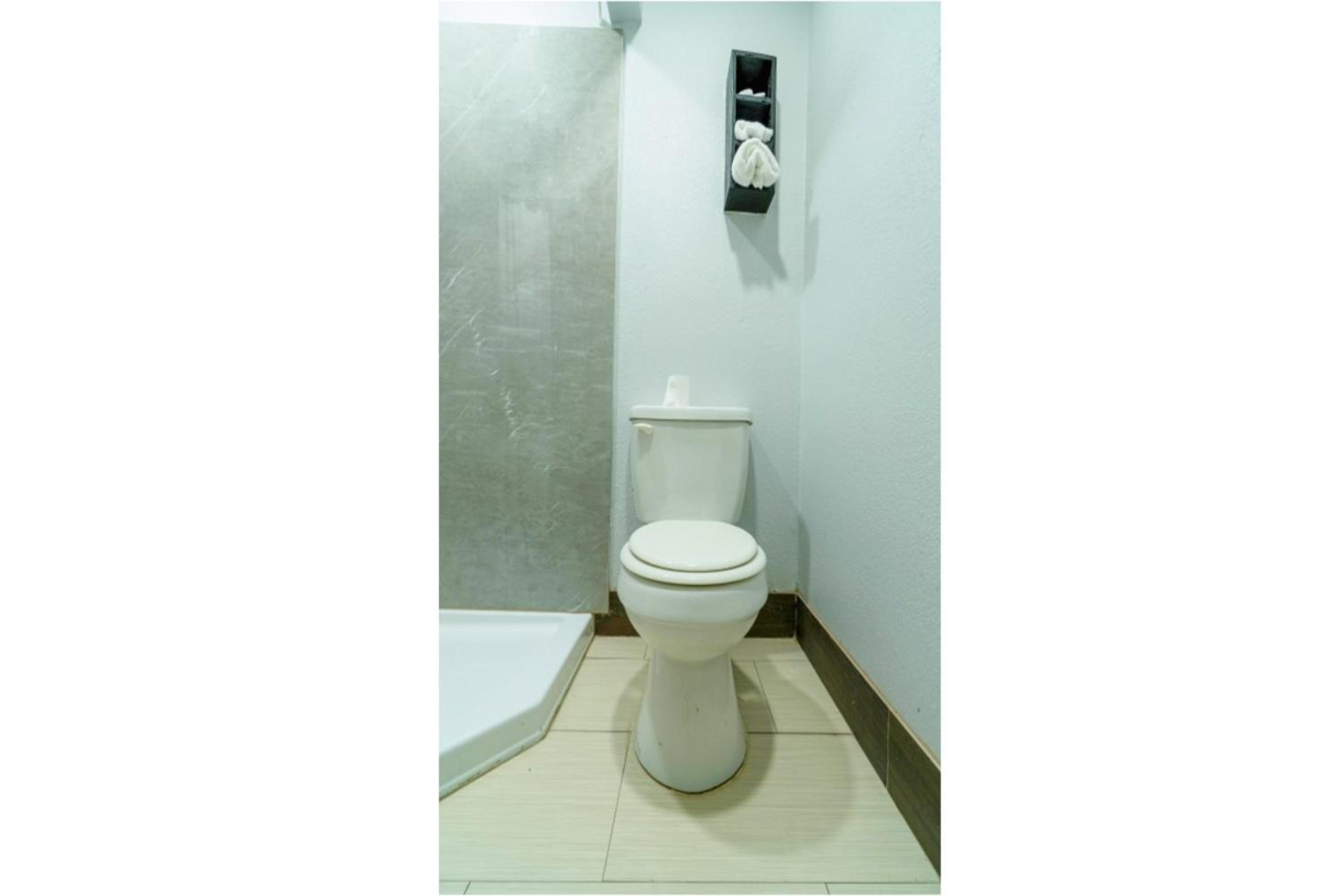 Xpress Inn & Extended Stays