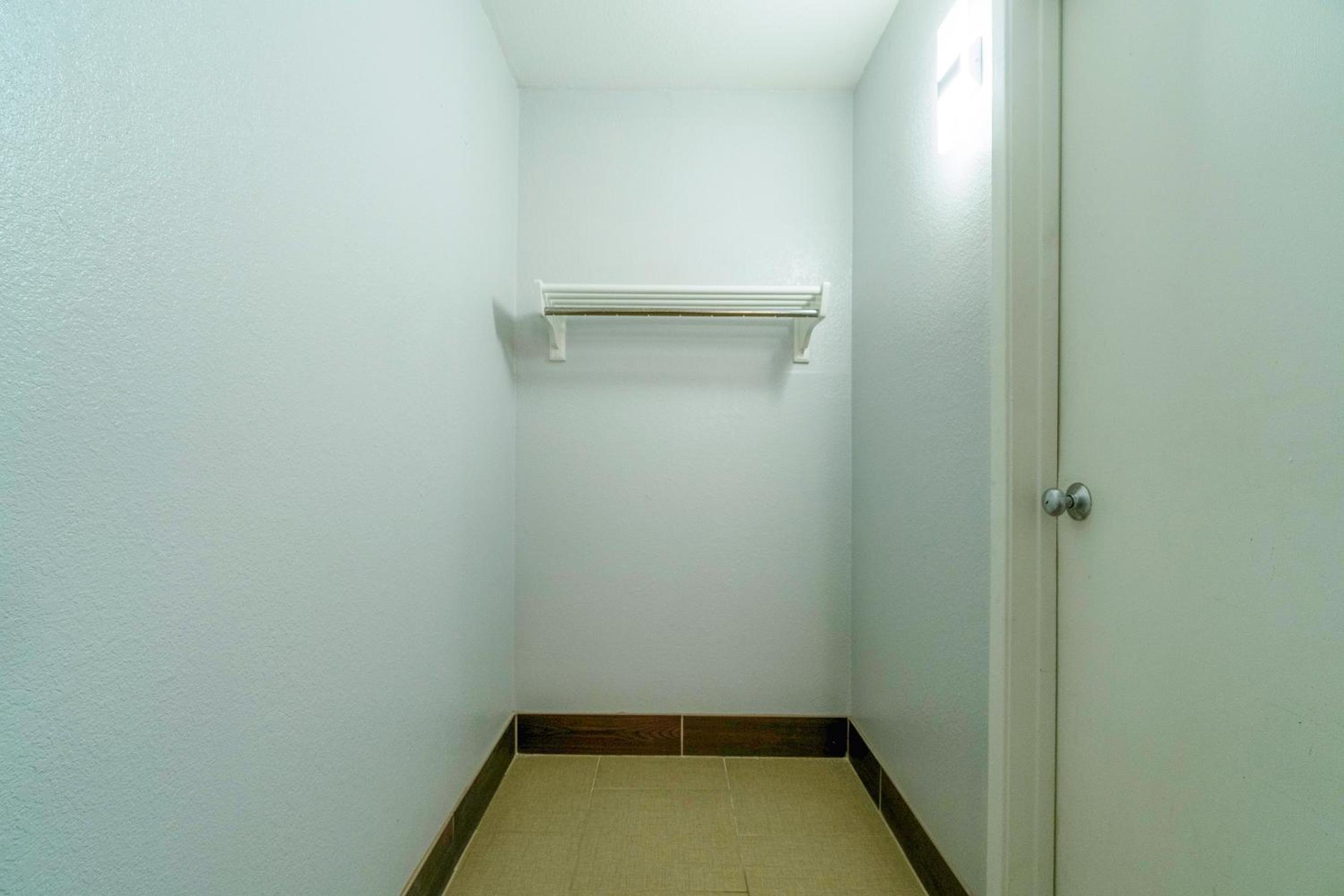 Xpress Inn & Extended Stays