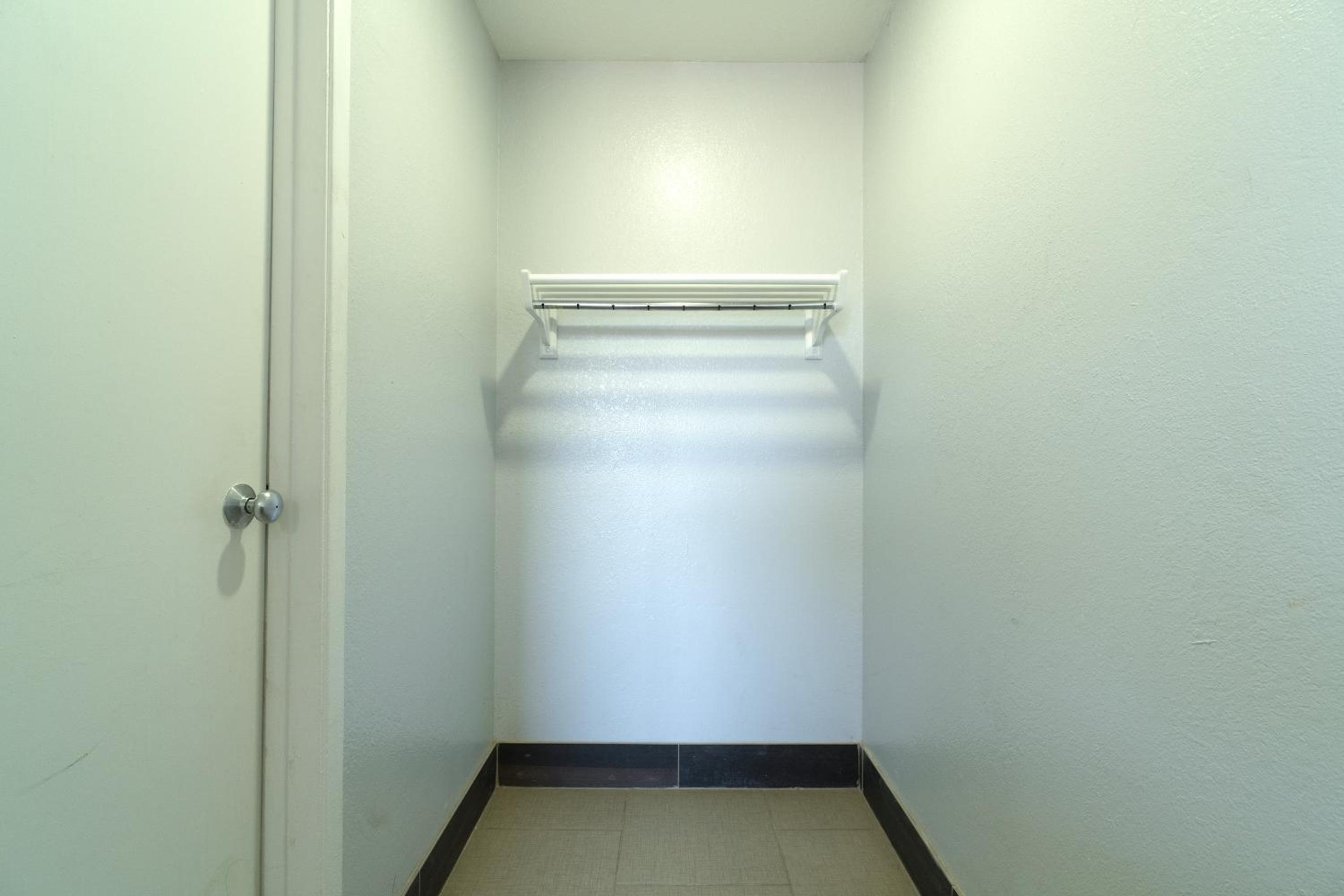 Xpress Inn & Extended Stays