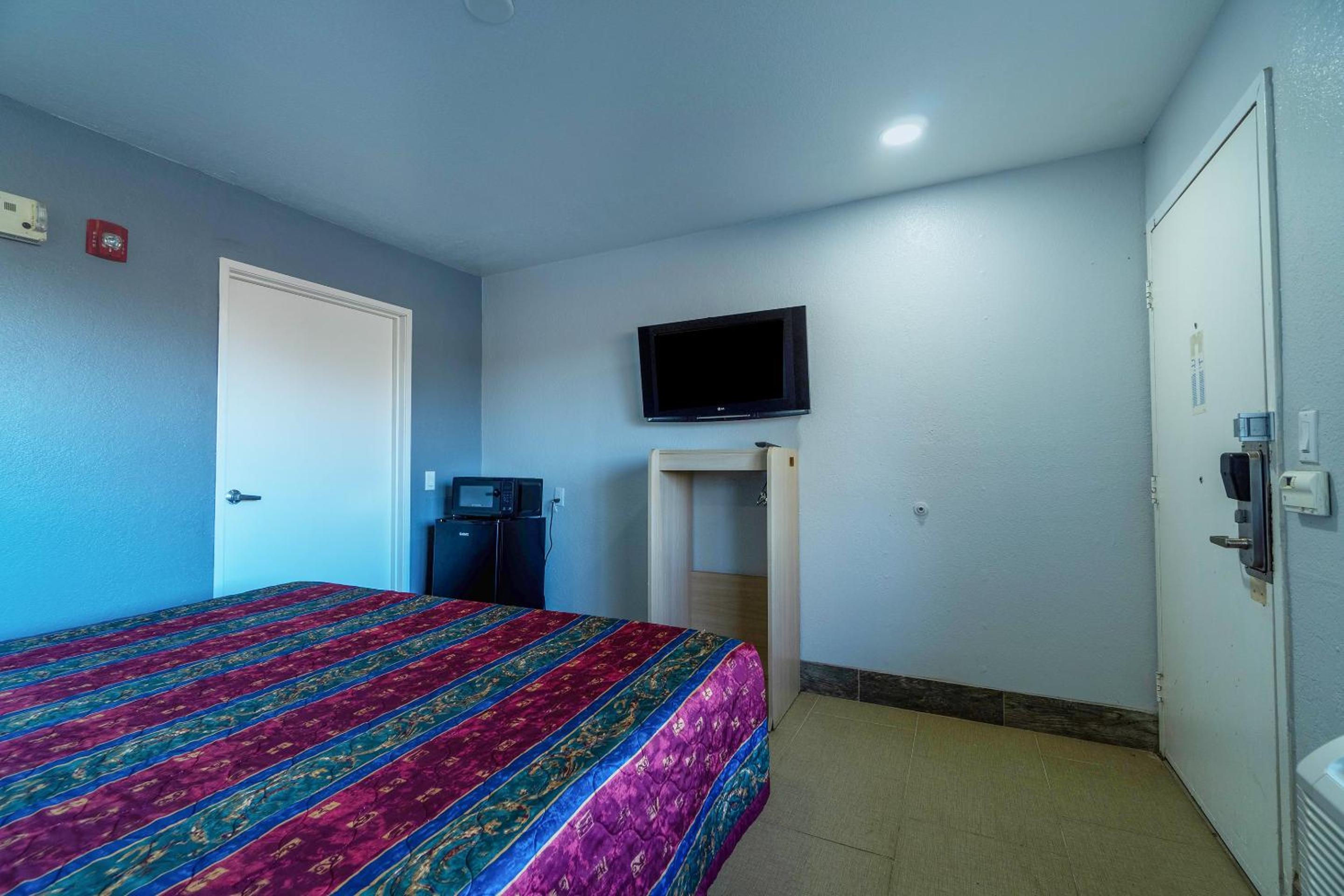 Xpress Inn & Extended Stays