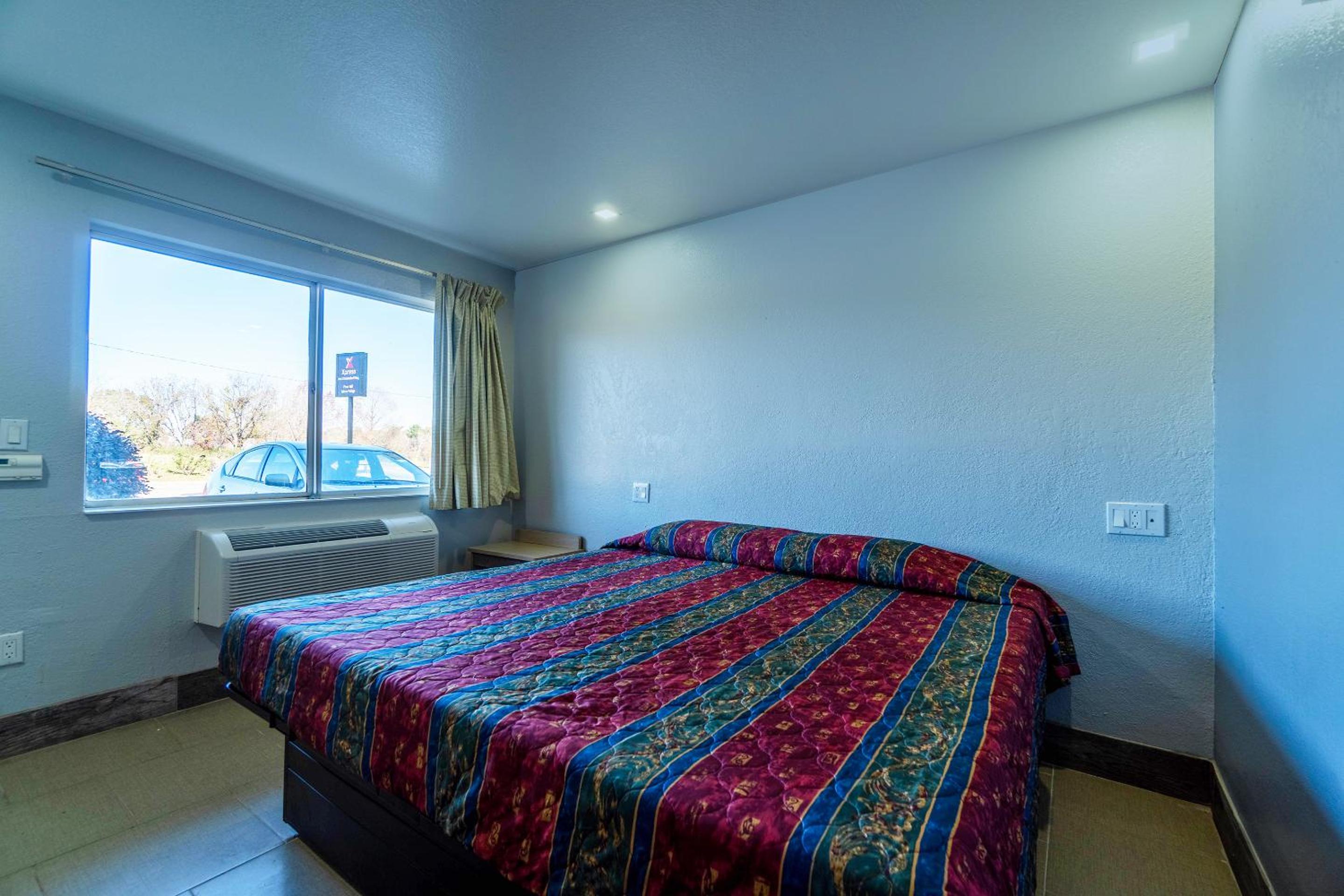 Xpress Inn & Extended Stays