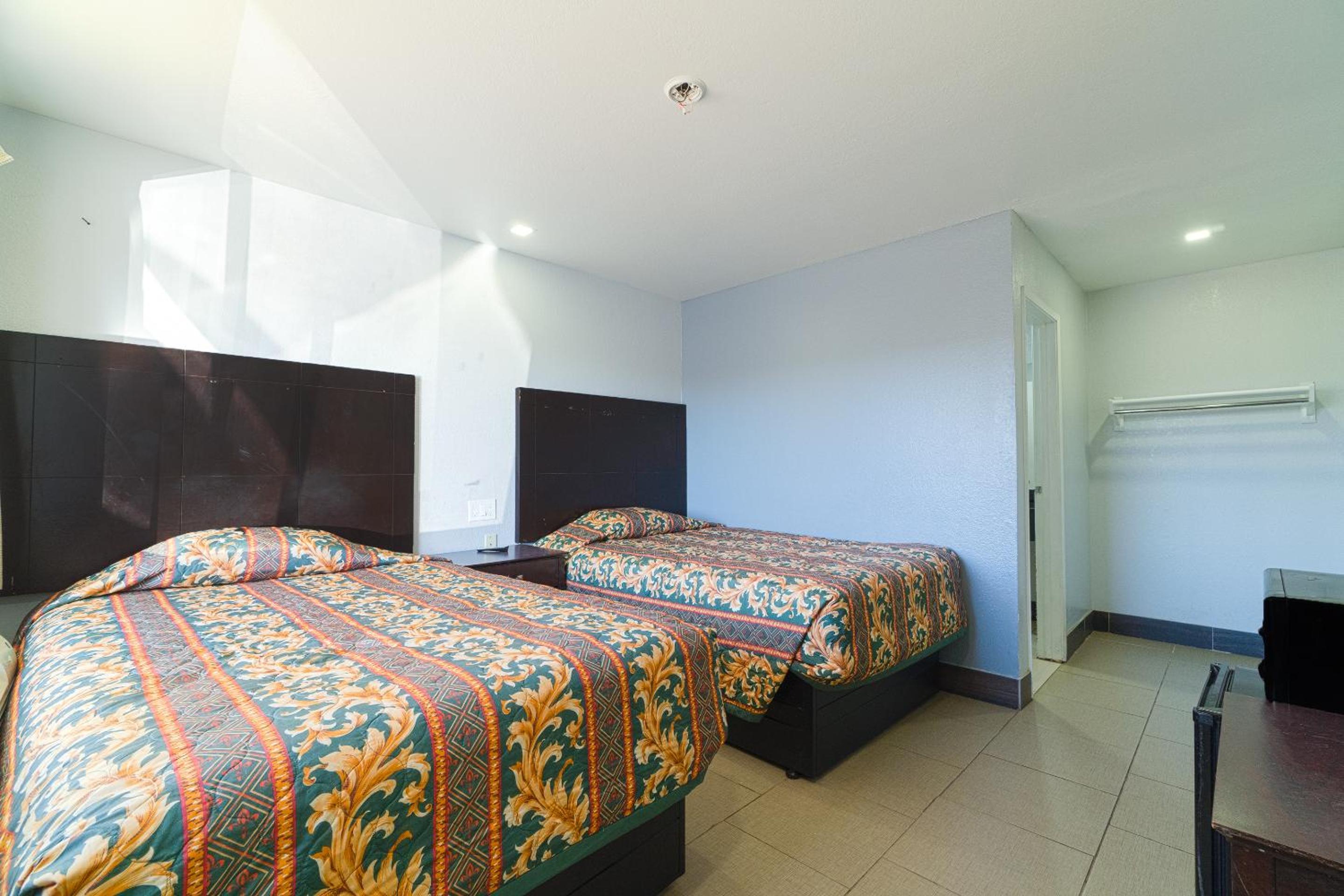 Xpress Inn & Extended Stays