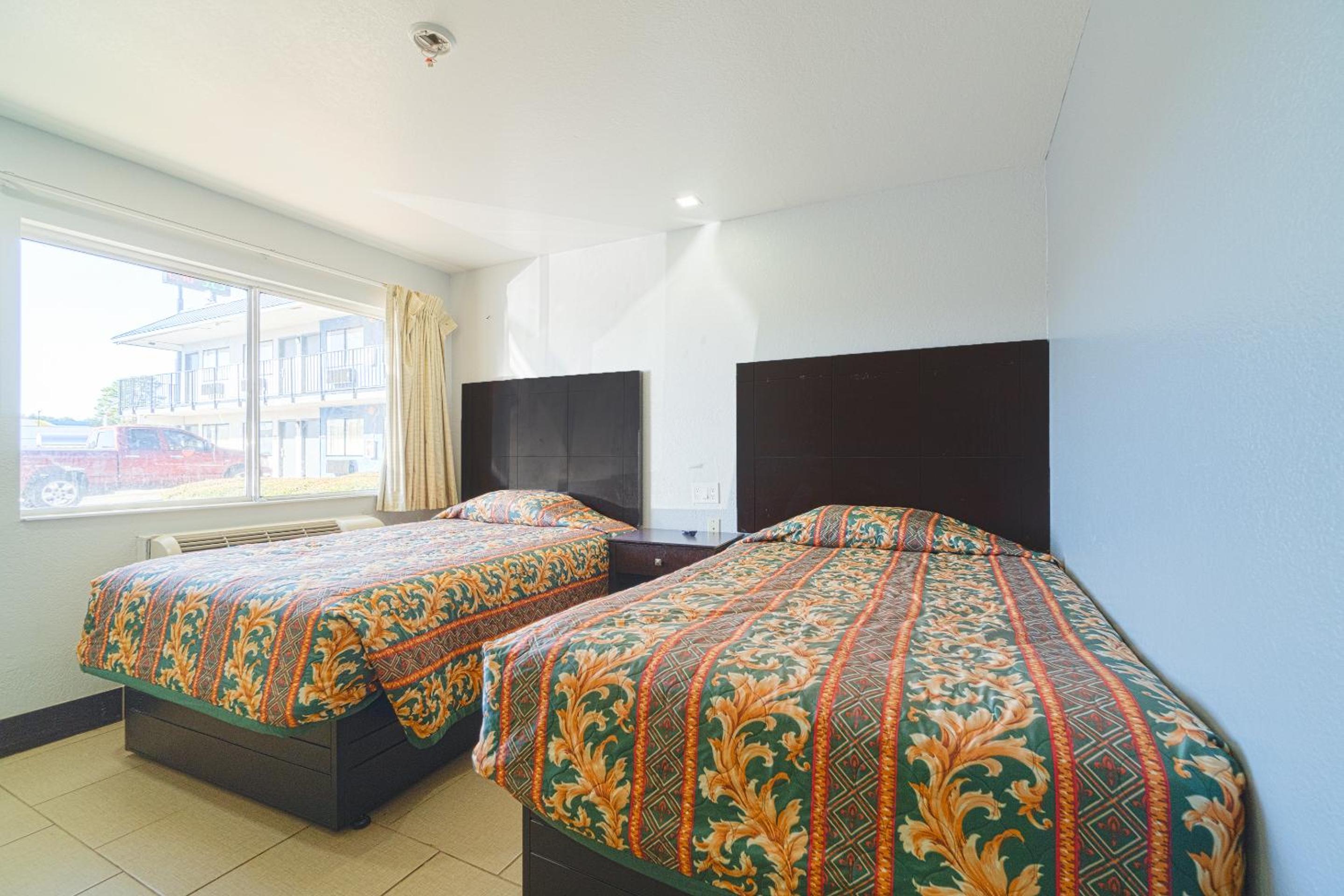 Xpress Inn & Extended Stays