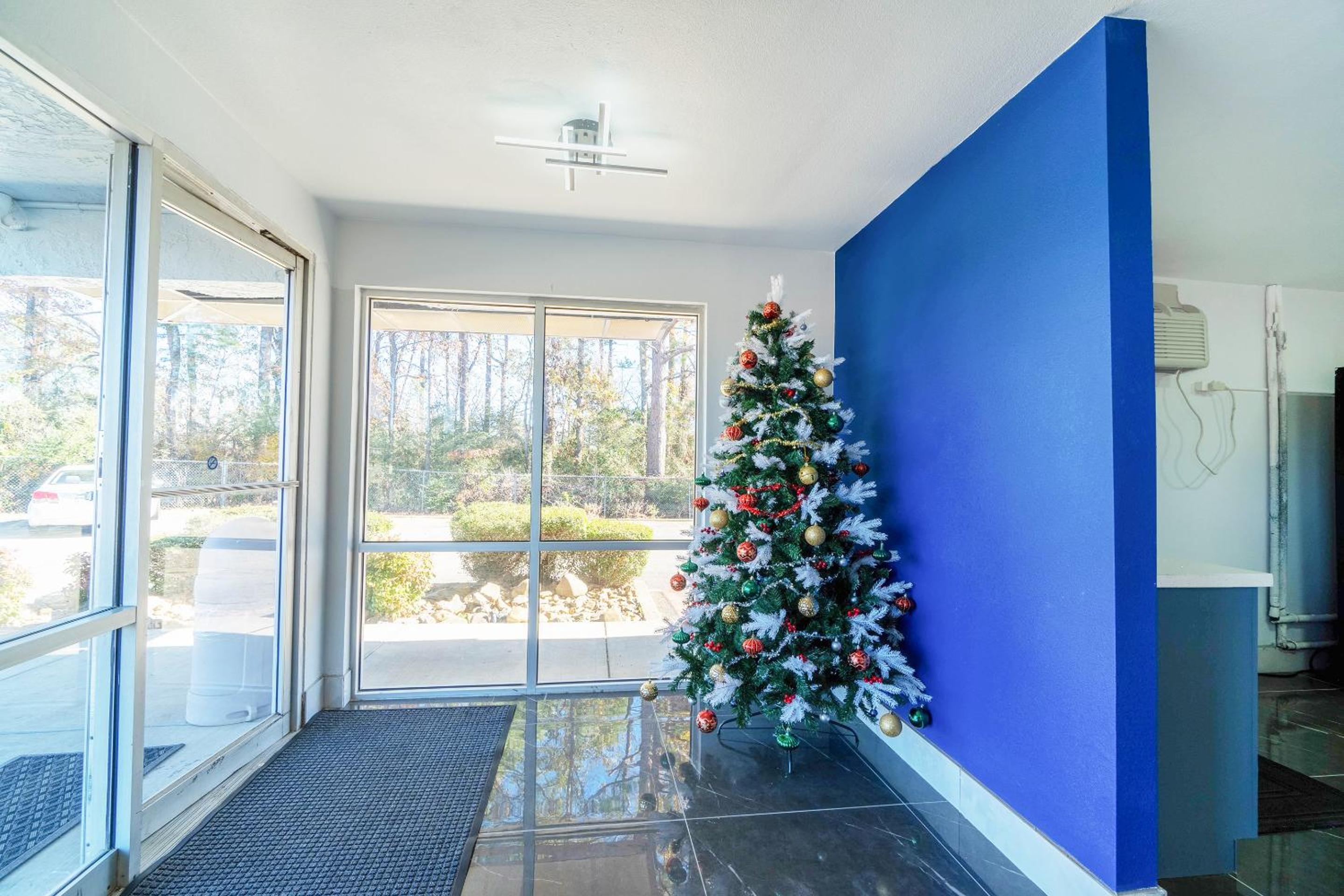 Xpress Inn & Extended Stays