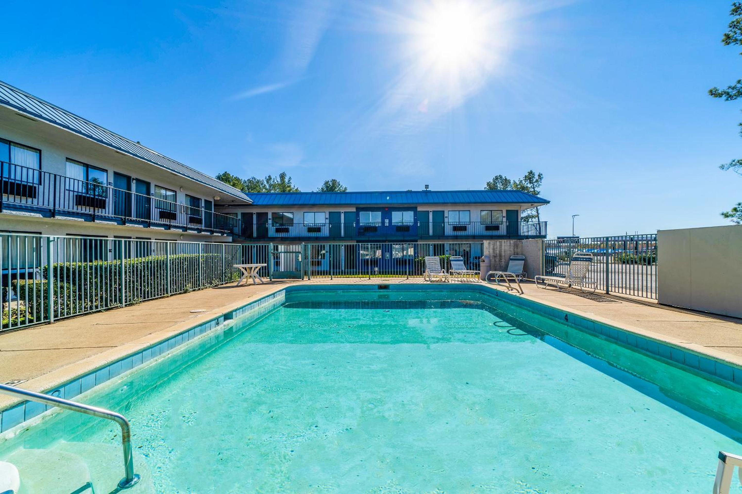 Xpress Inn & Extended Stays