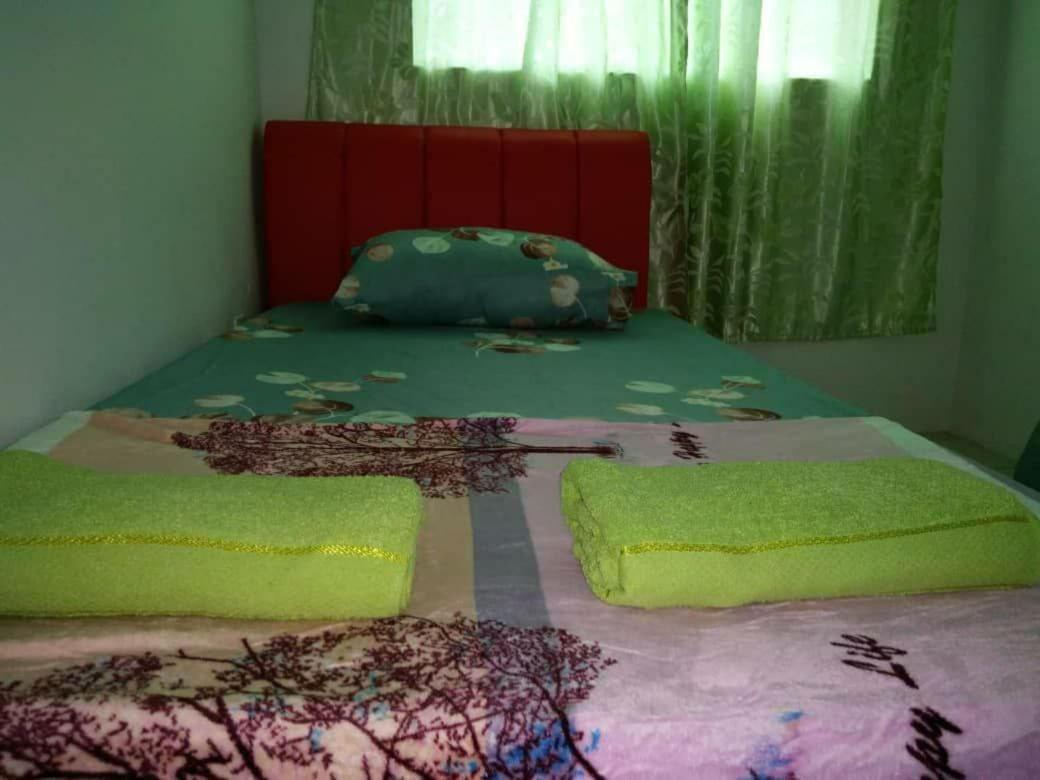 HAKMAL HOMESTAY KENINGAU, SABAH.