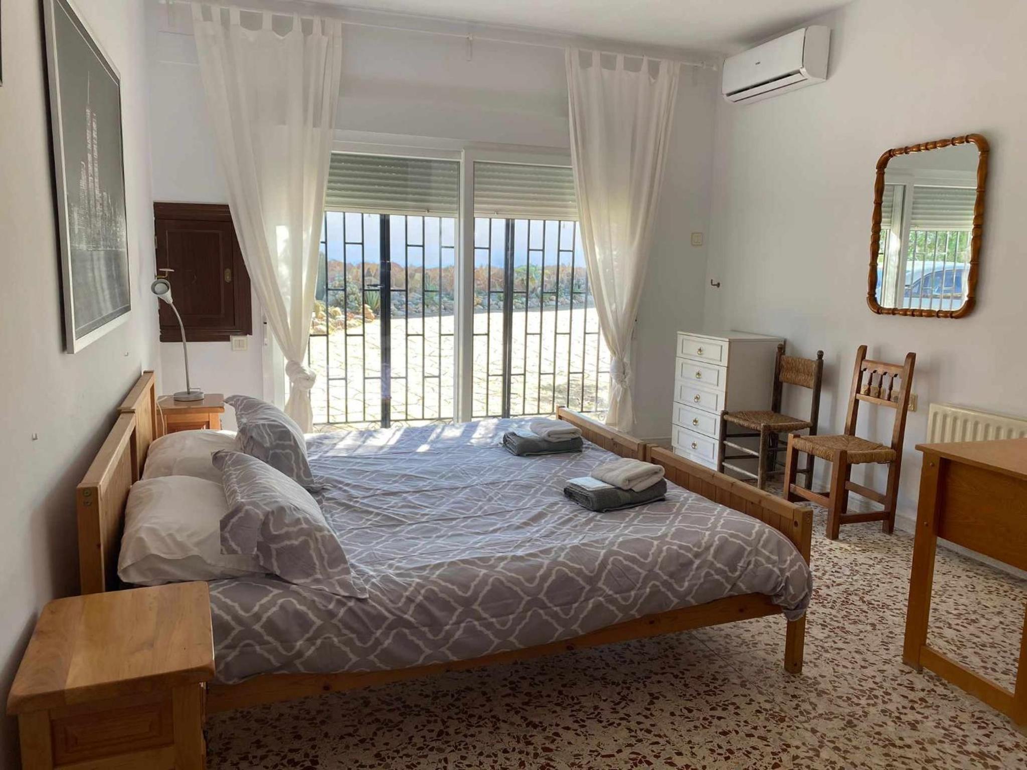 Hermosa villa con piscina privada y amplia terraza