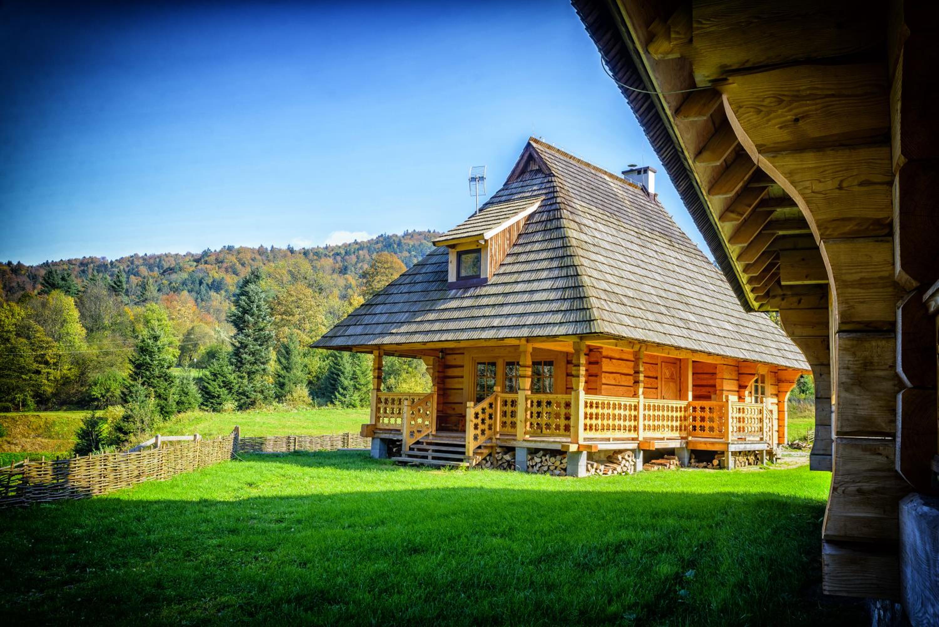 Osada Chytrusówka Bieszczady Bystre view 3