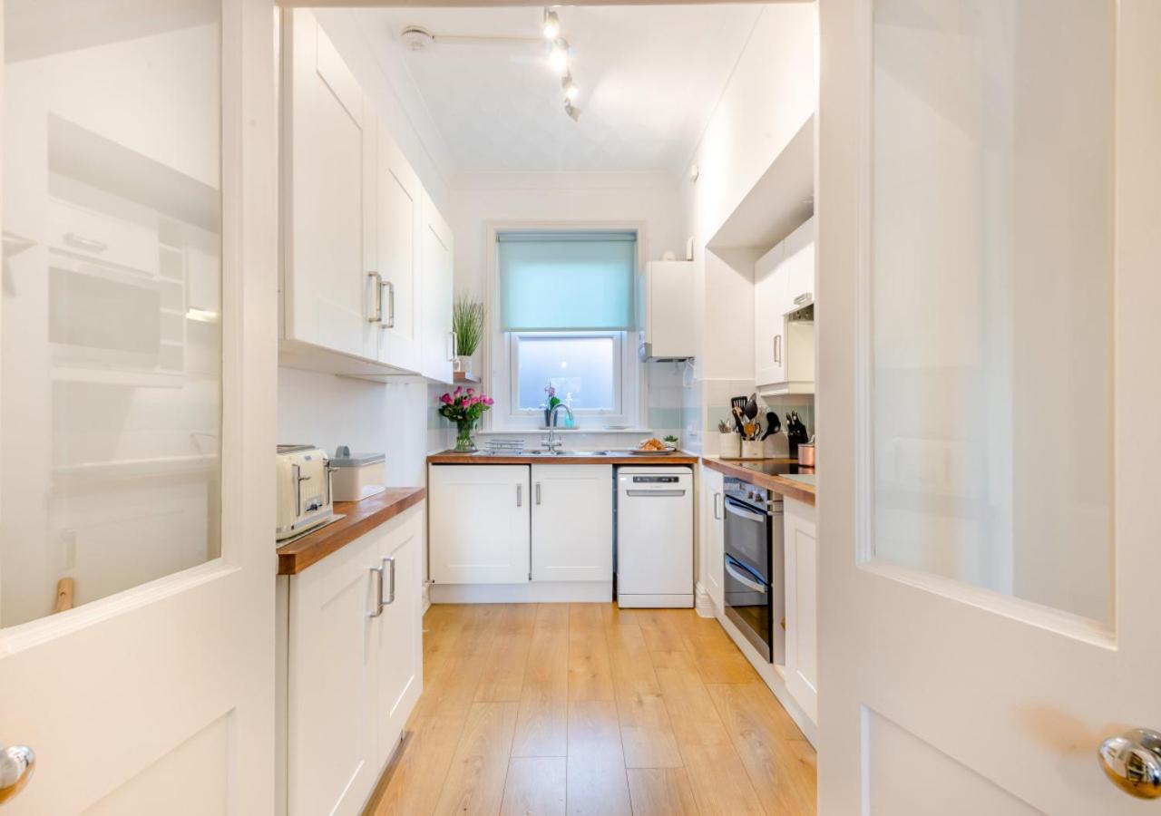 1 Bed in Overstrand oc-1866