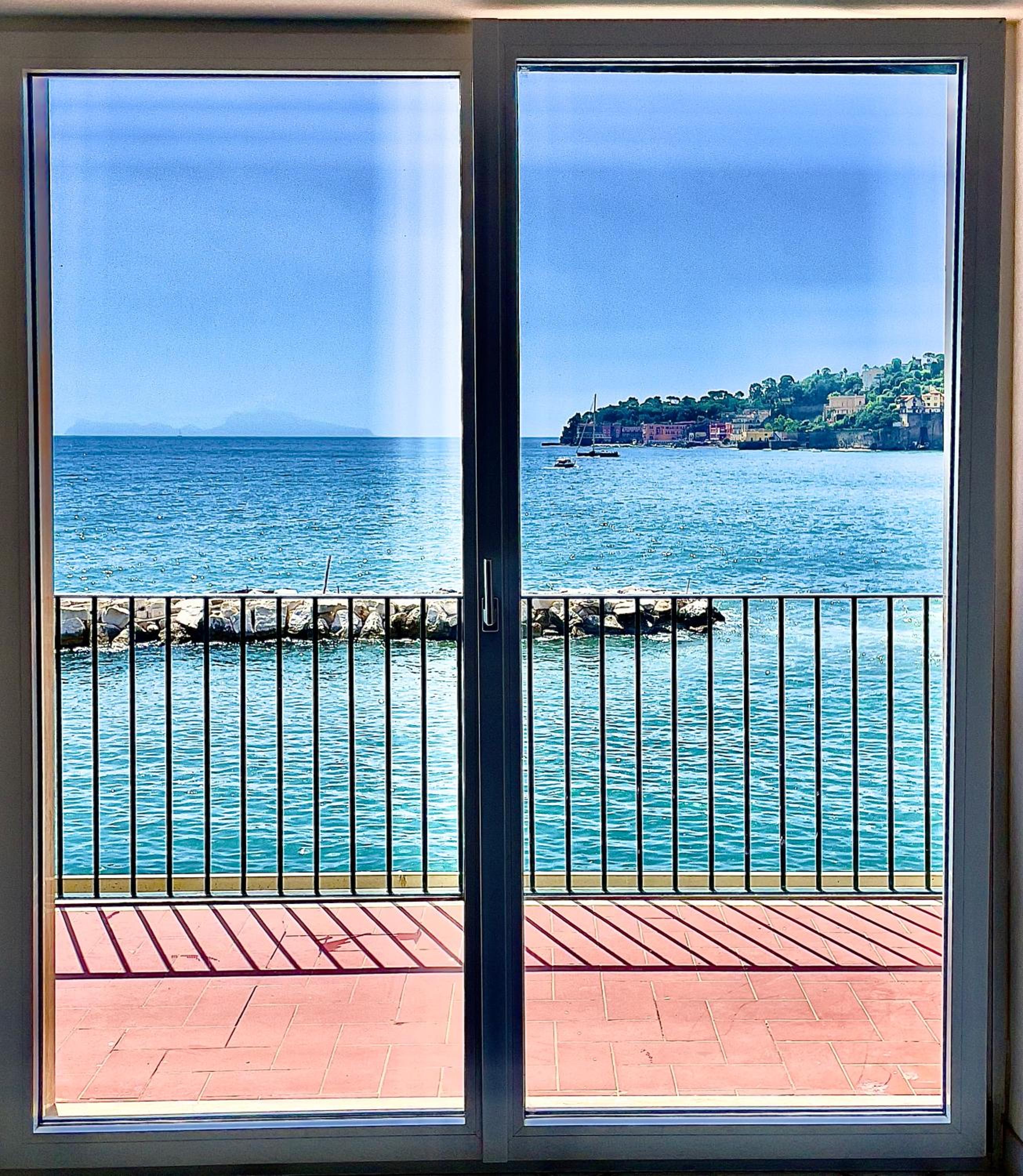 Grotta Romana Home