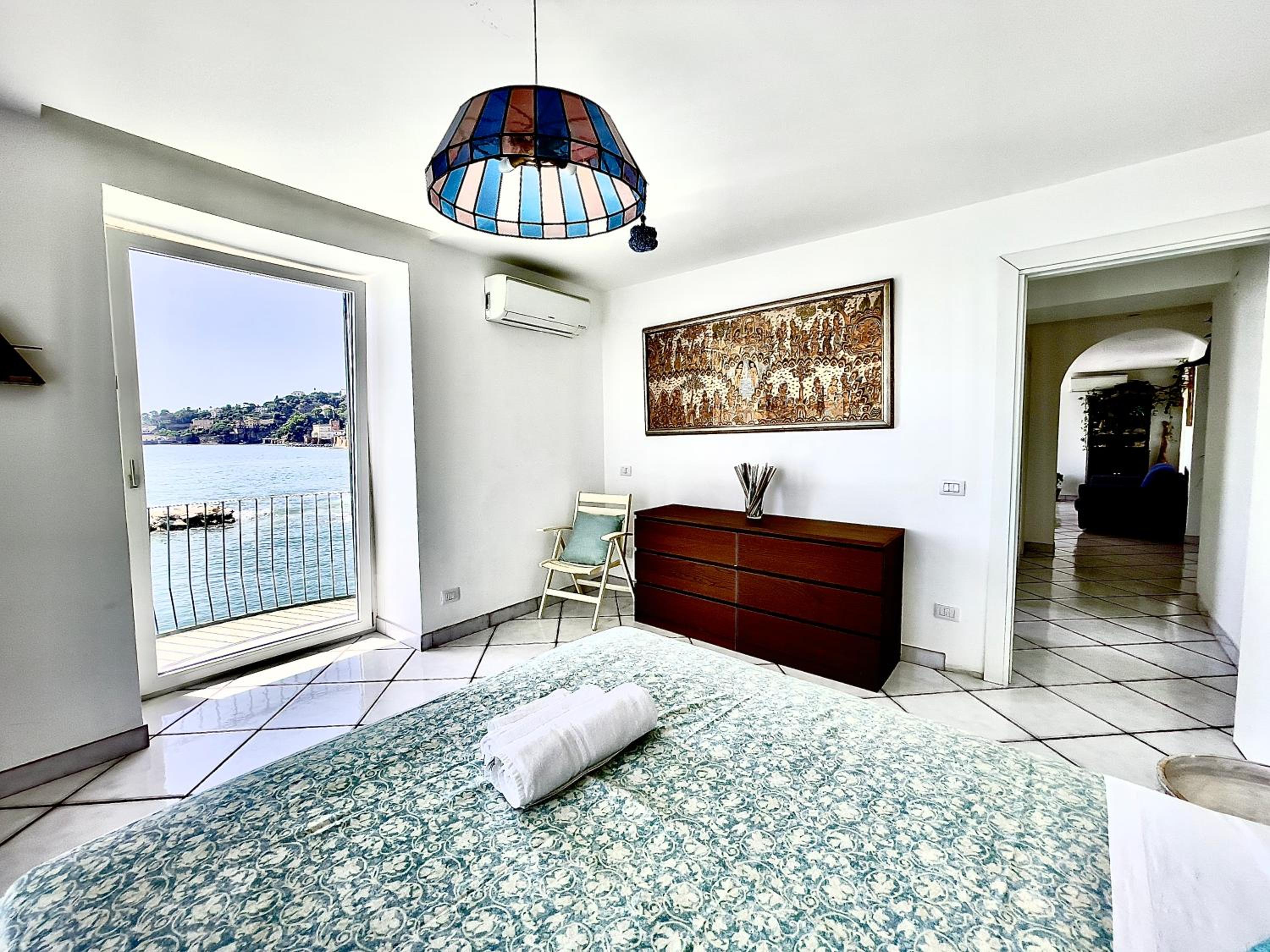 Grotta Romana Home