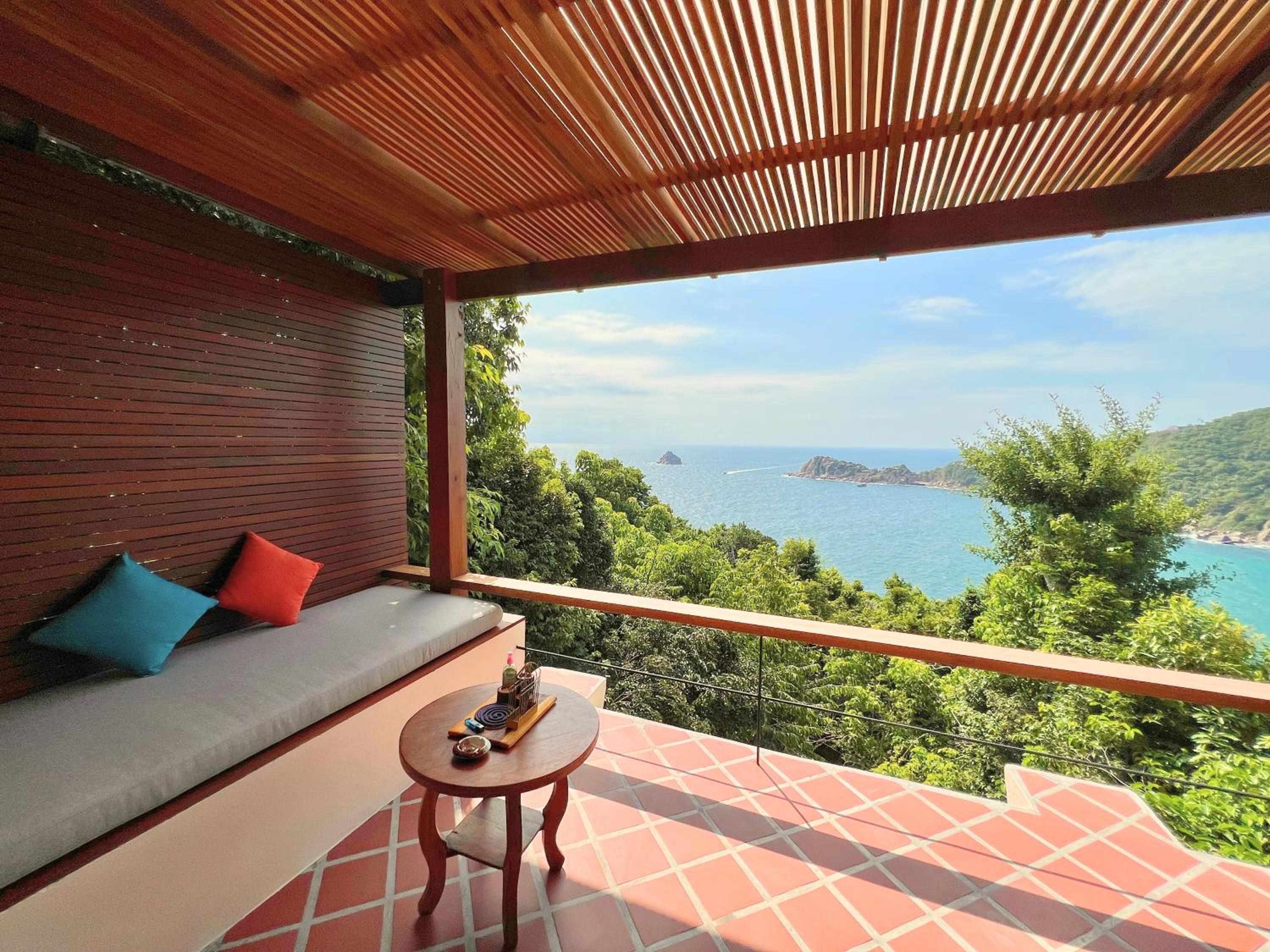 Baan Talay Koh Tao Resort & Yoga