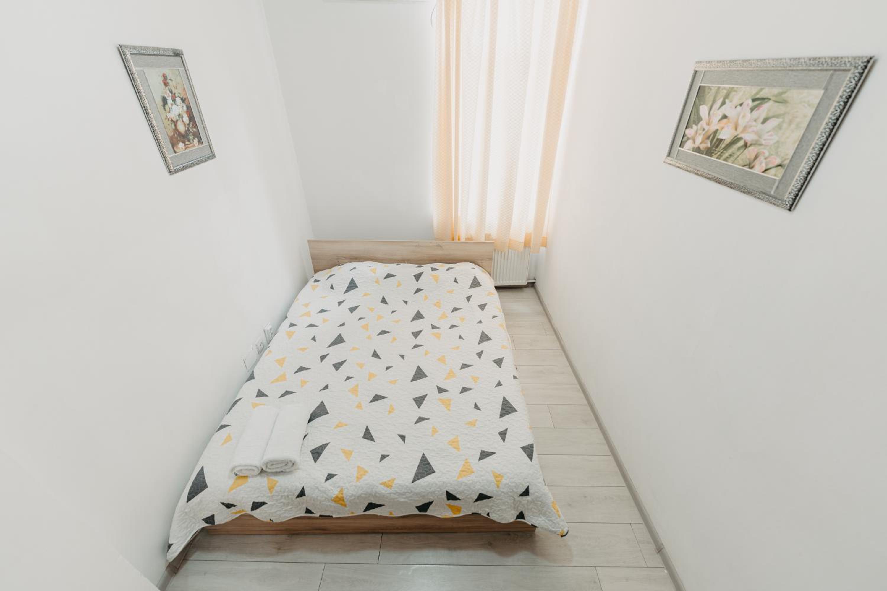 Apartament Piata Amzei 1 (17 B) view 2