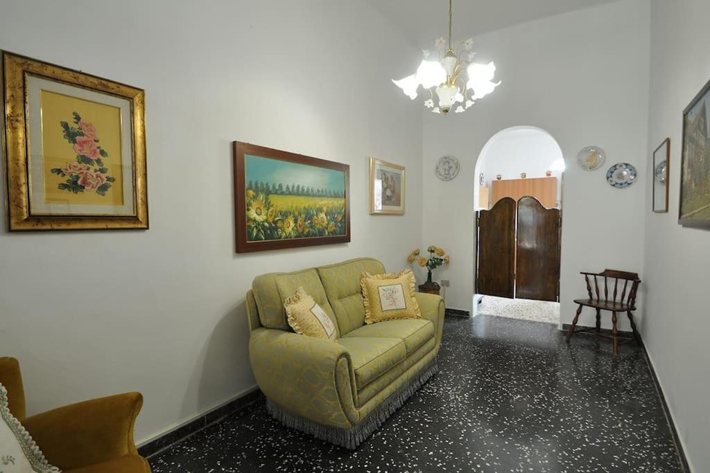 Casa Zii Mpeu by Salentoaffitti