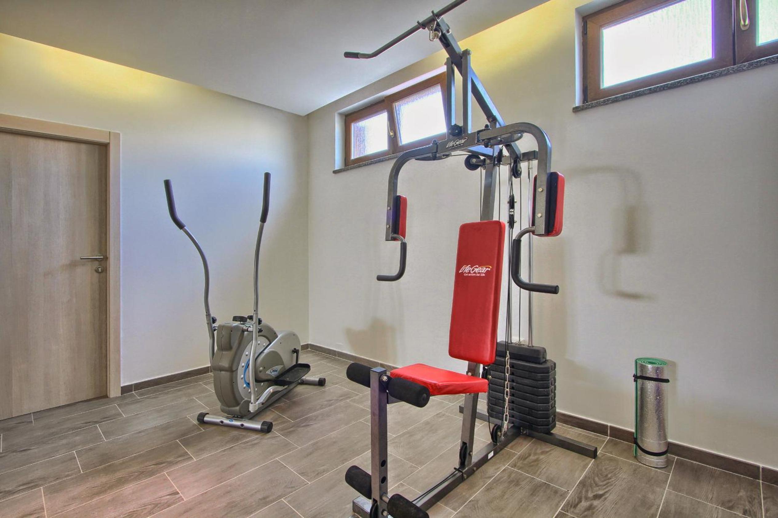 Villa Stokovci in Central Istria for families and kids with a large garden and playground