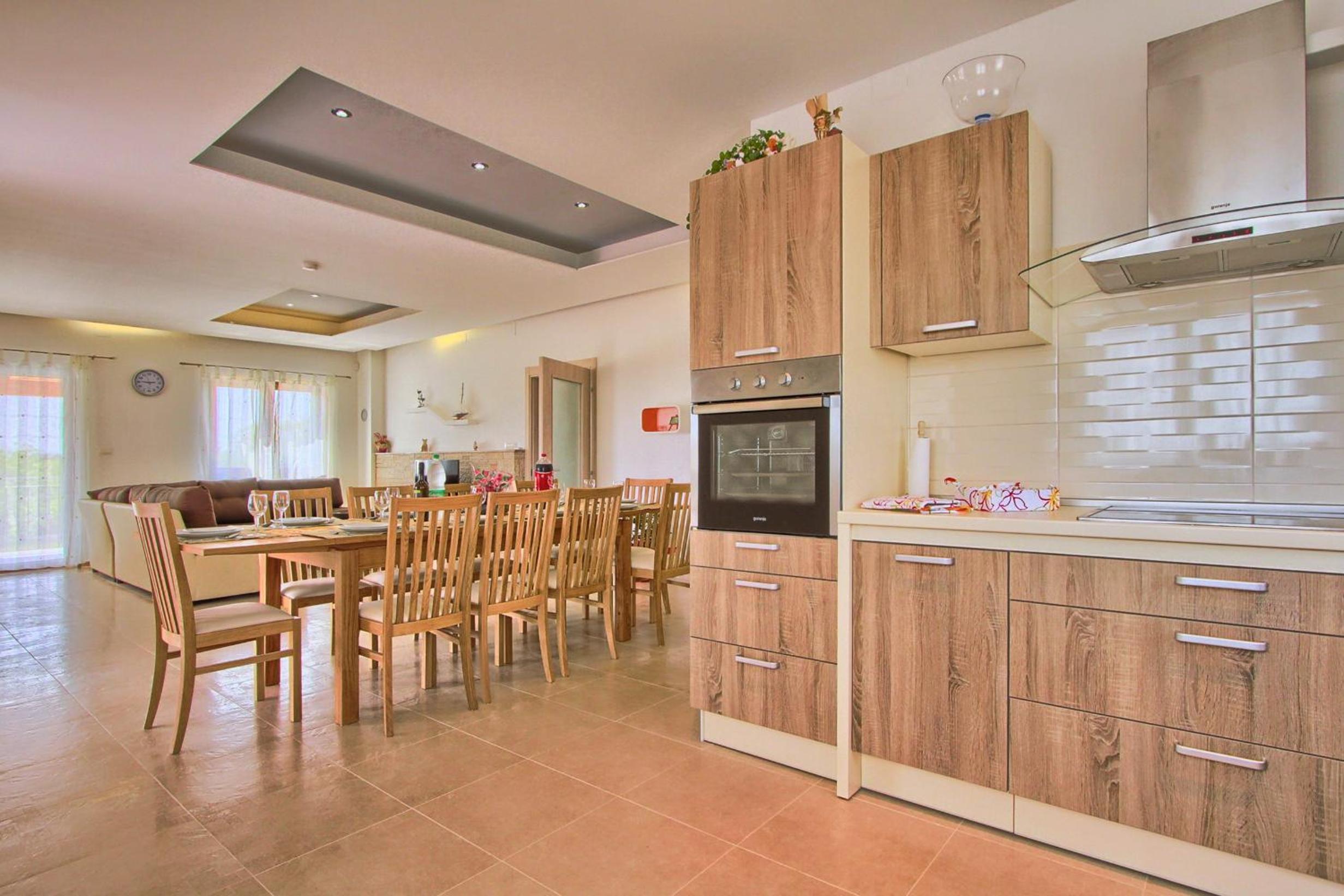 Villa Stokovci in Central Istria for families and kids with a large garden and playground