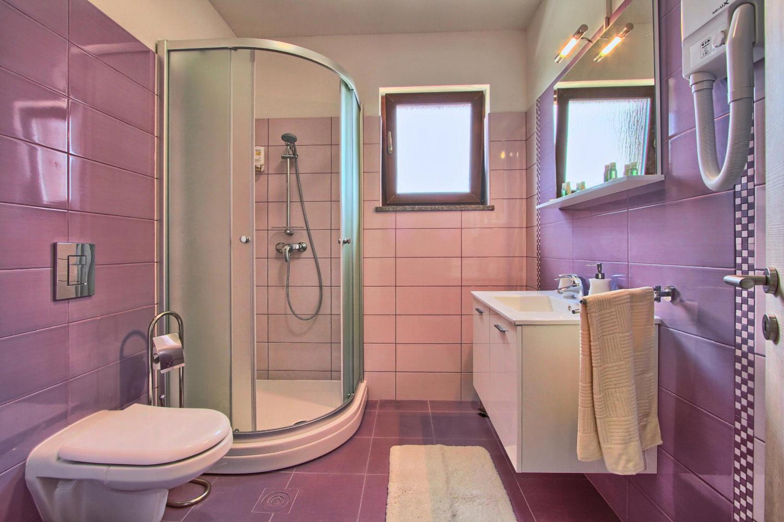 Villa Stokovci in Central Istria for families and kids with a large garden and playground