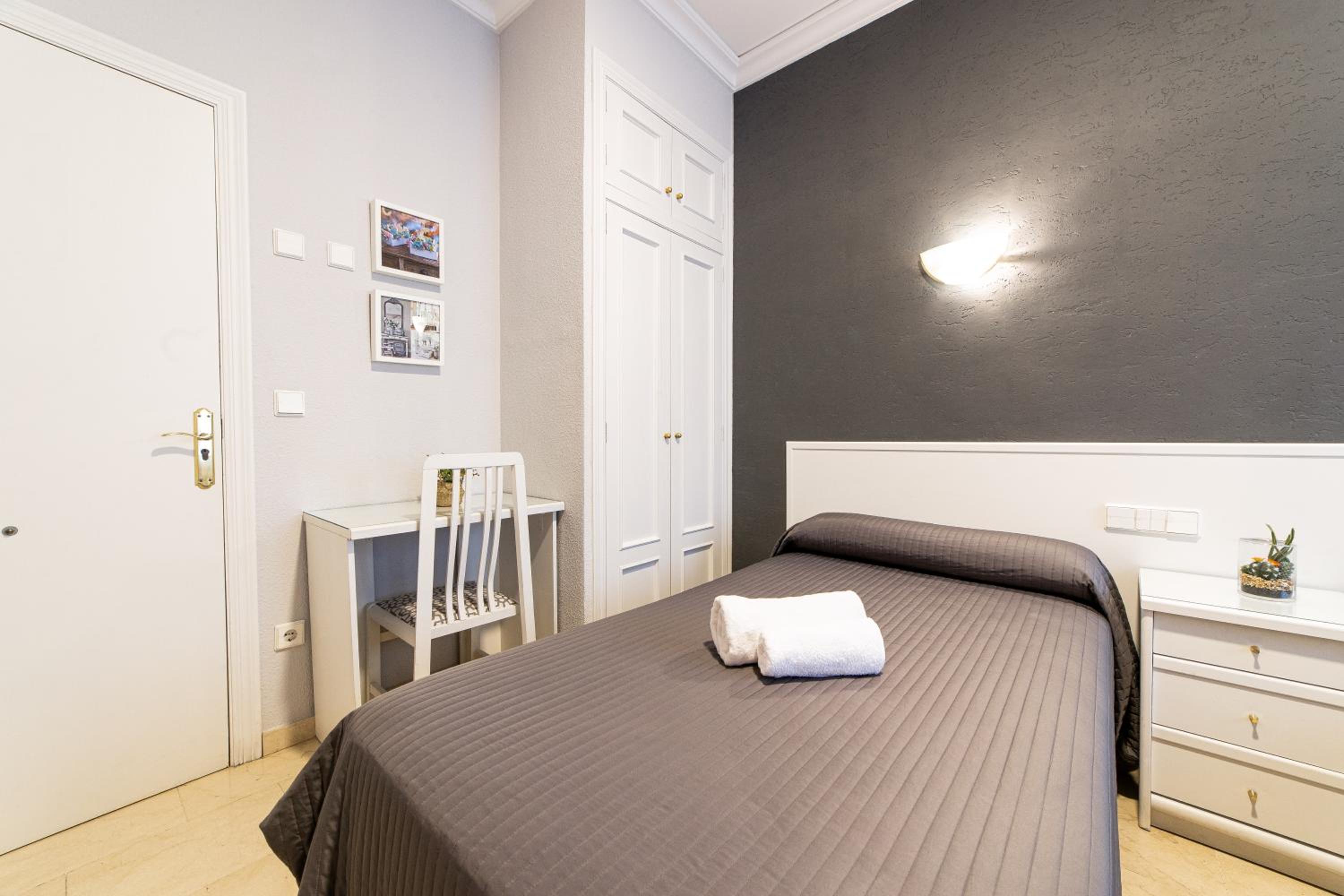 Hostal Ya