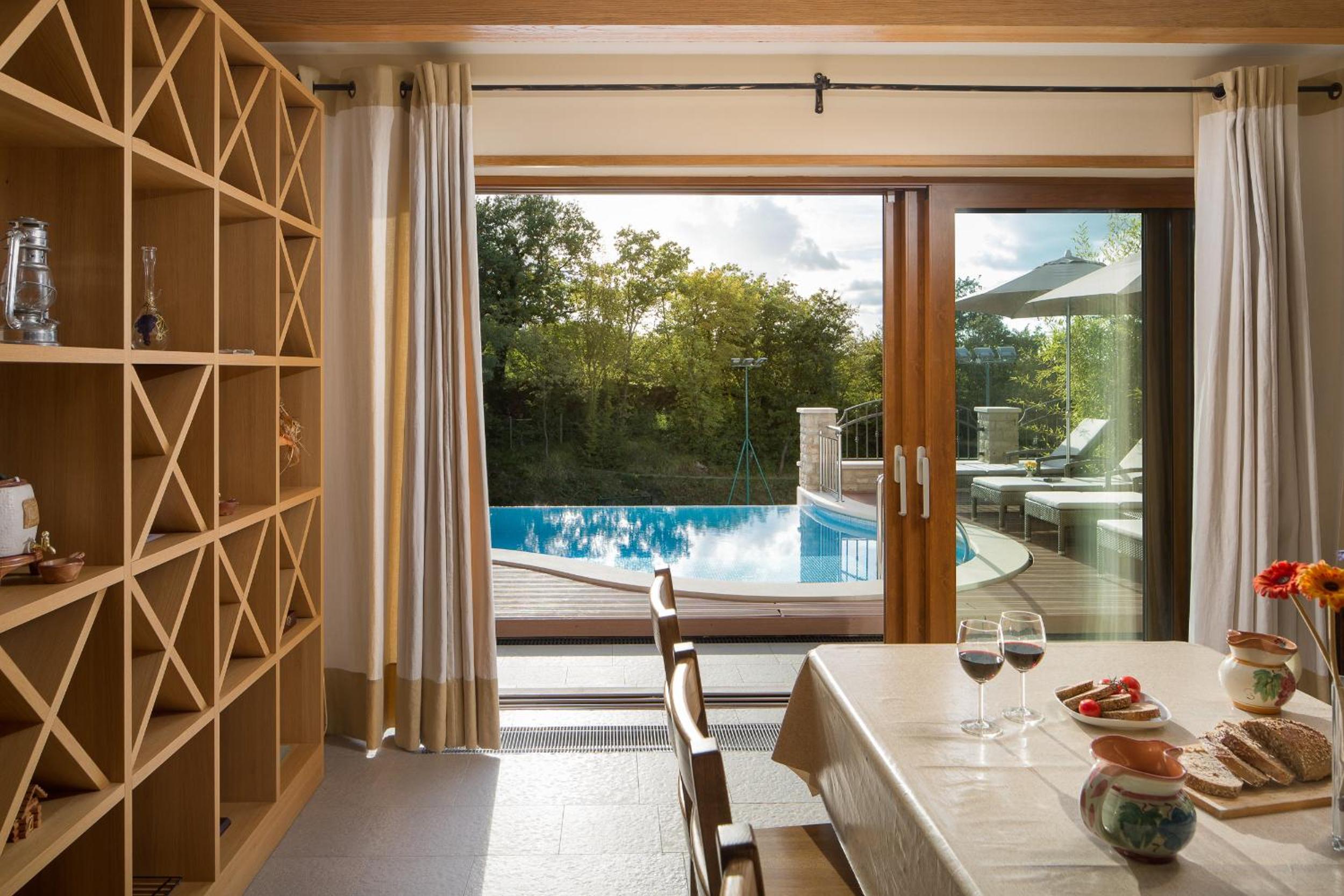 Villa Vlastelini I near Labin with large garden for families view 3