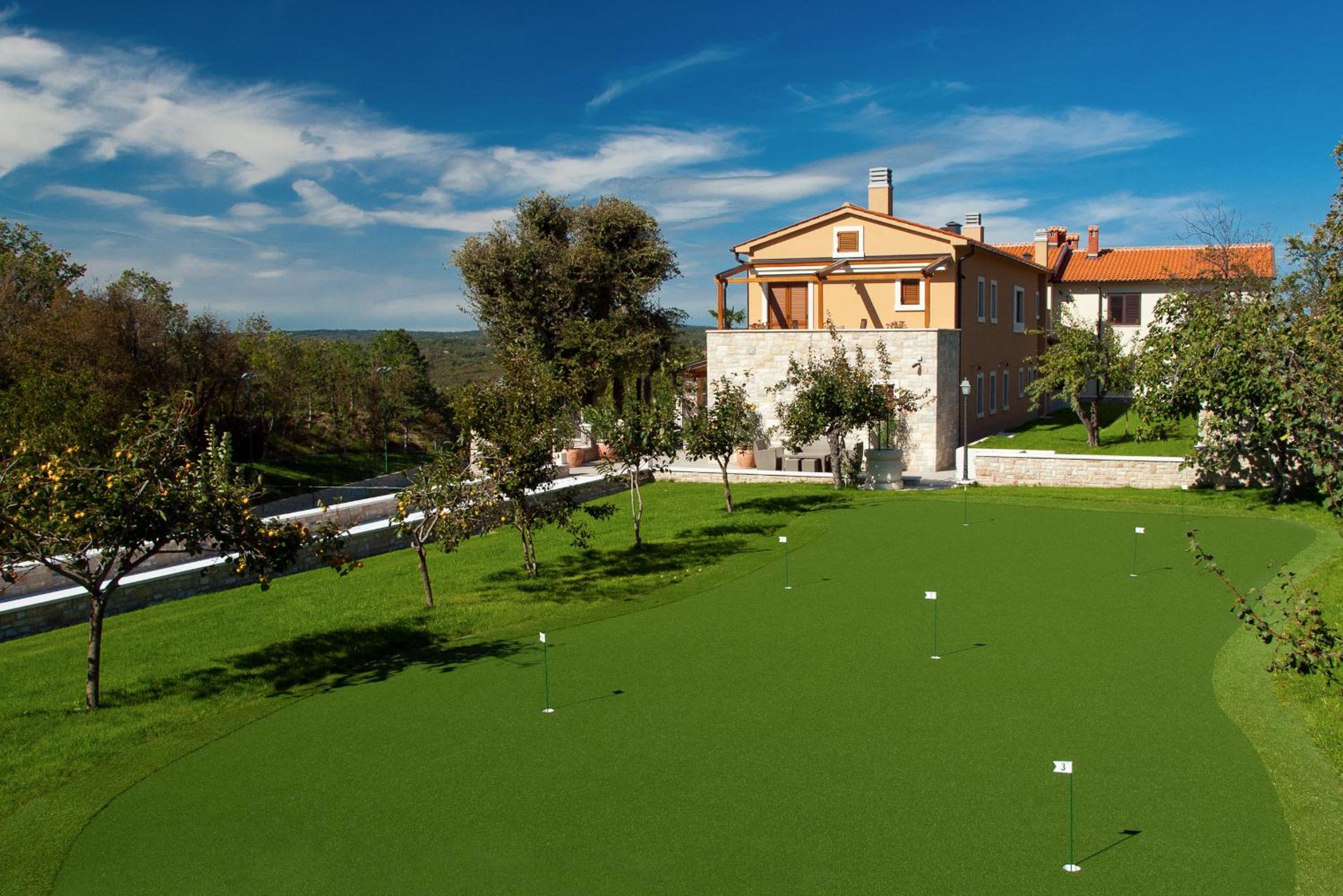 Villa Vlastelini I near Labin with large garden for families view 5