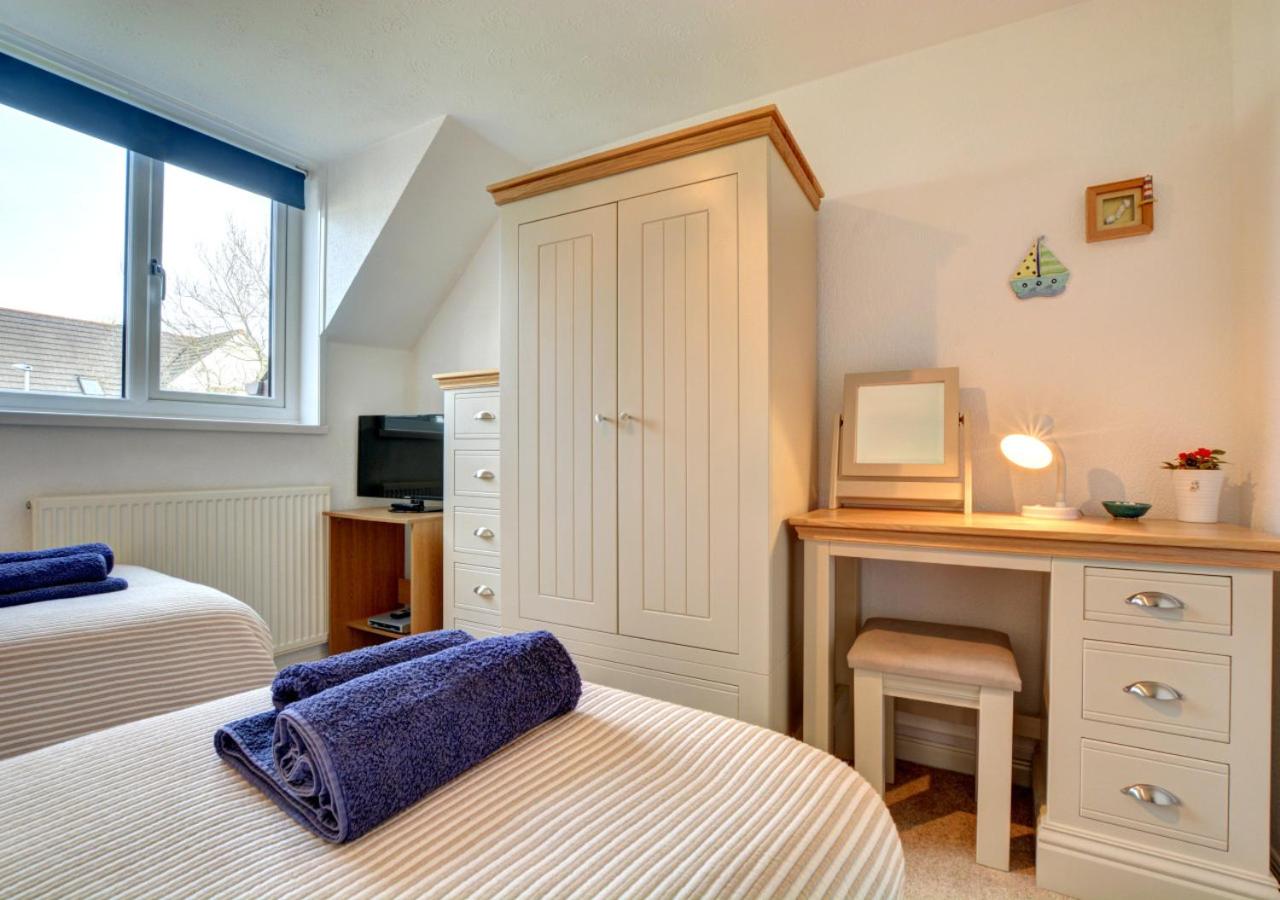 2 Bed in Padstow oc-p00422
