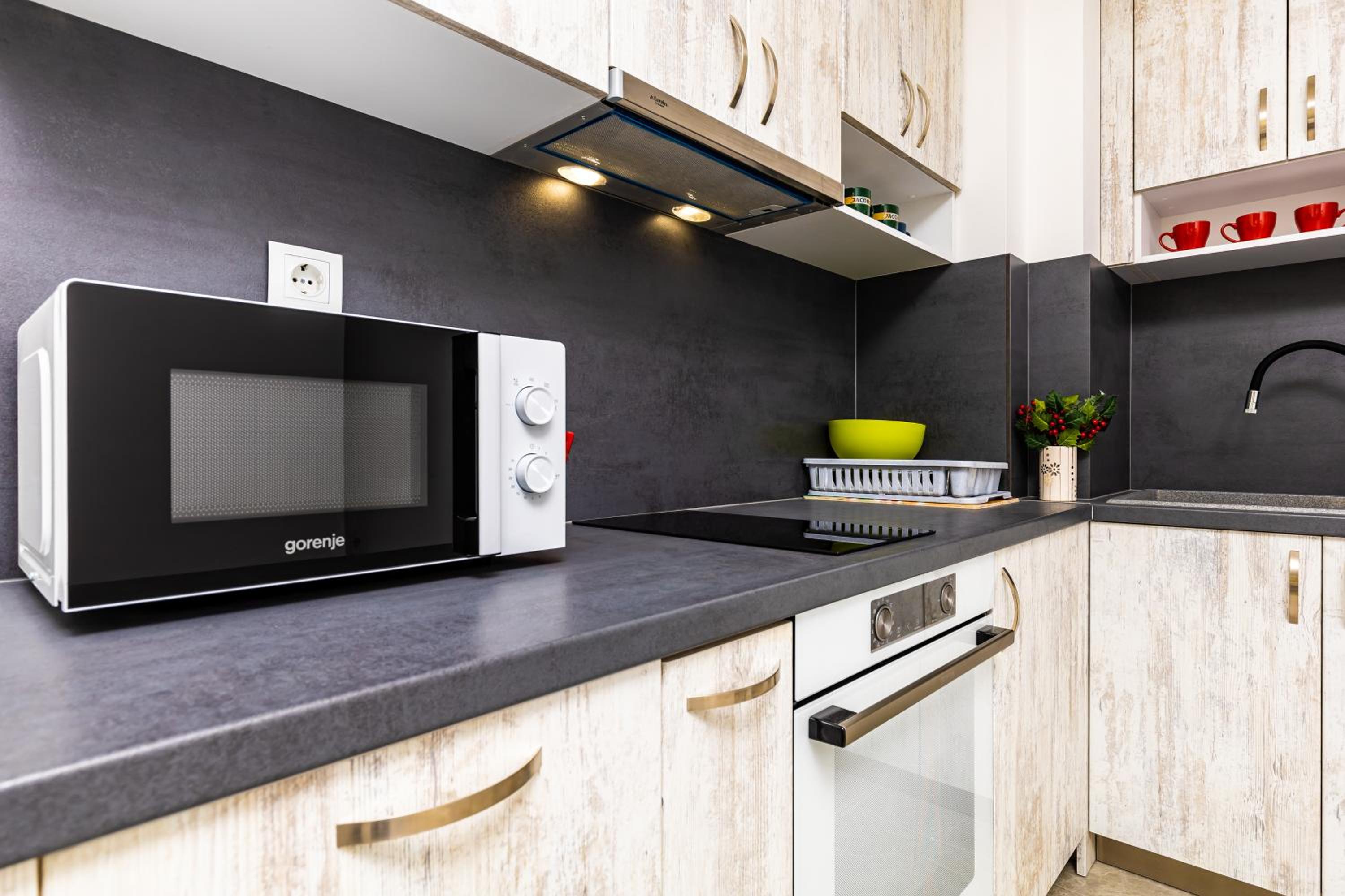 Radiant Retreat - Bright 1BD Haven in Plovdiv by Flat Mаnager