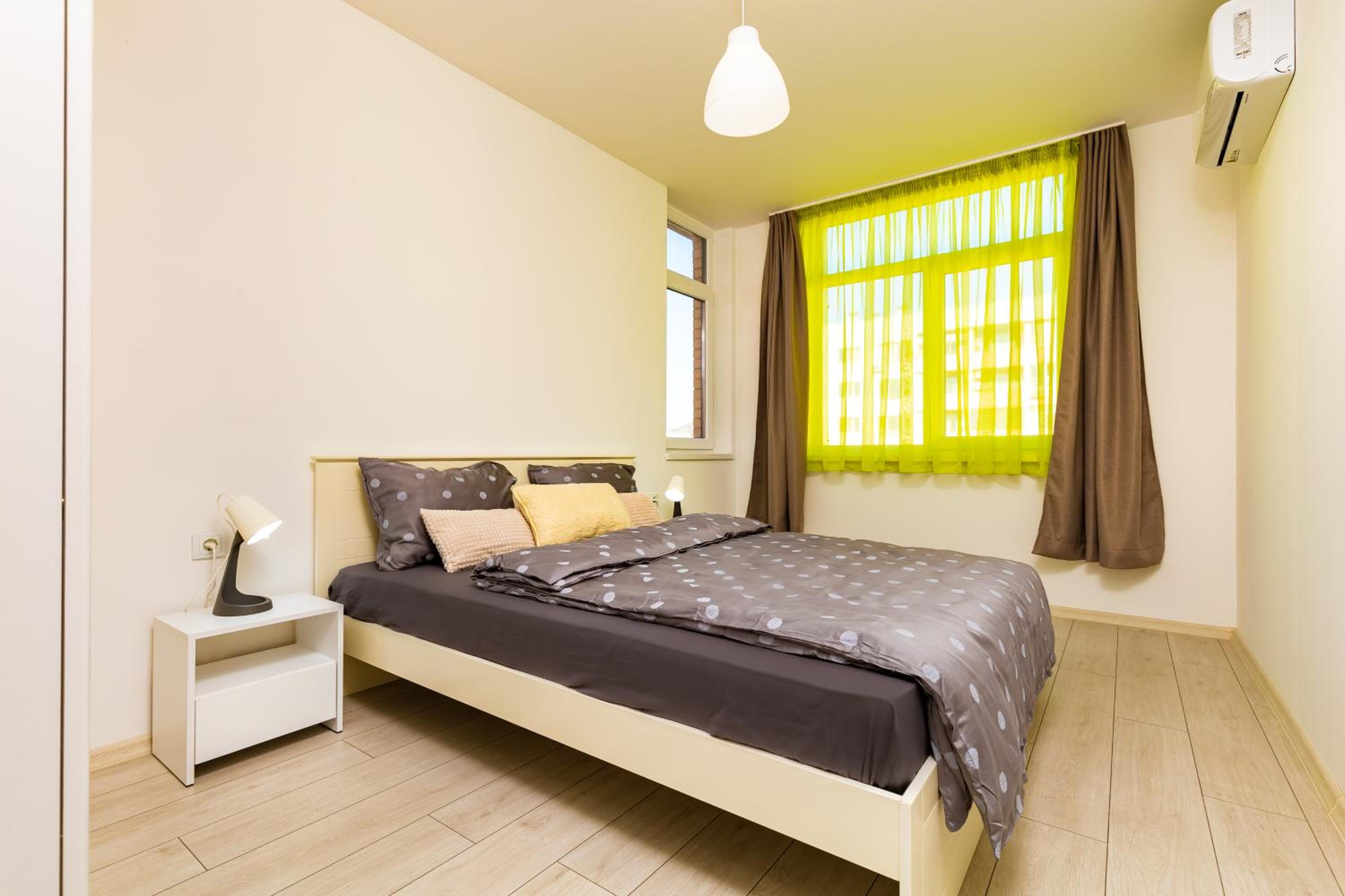 Radiant Retreat - Bright 1BD Haven in Plovdiv by Flat Mаnager