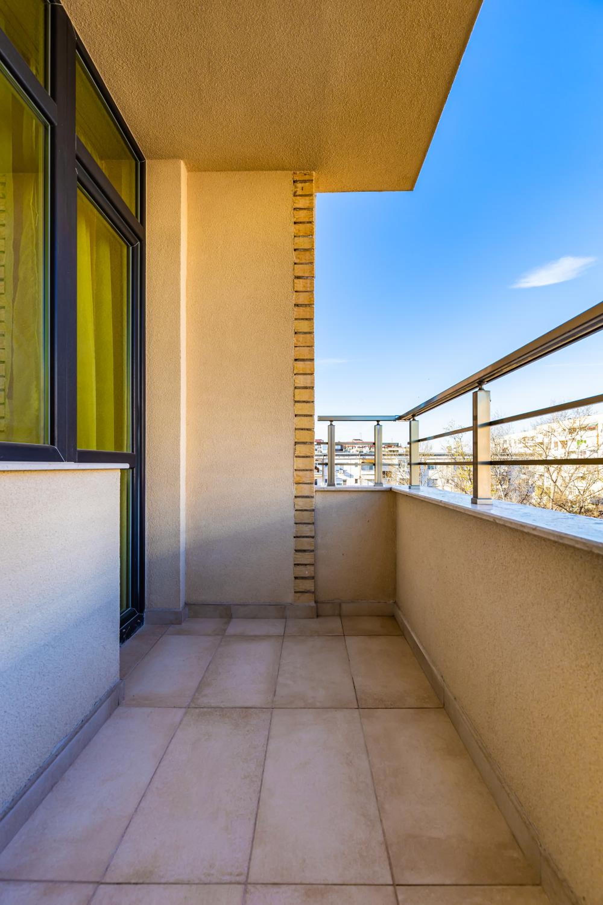 Radiant Retreat - Bright 1BD Haven in Plovdiv by Flat Mаnager