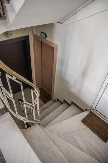 Stylish Studio with Gorgeous Private Yard!