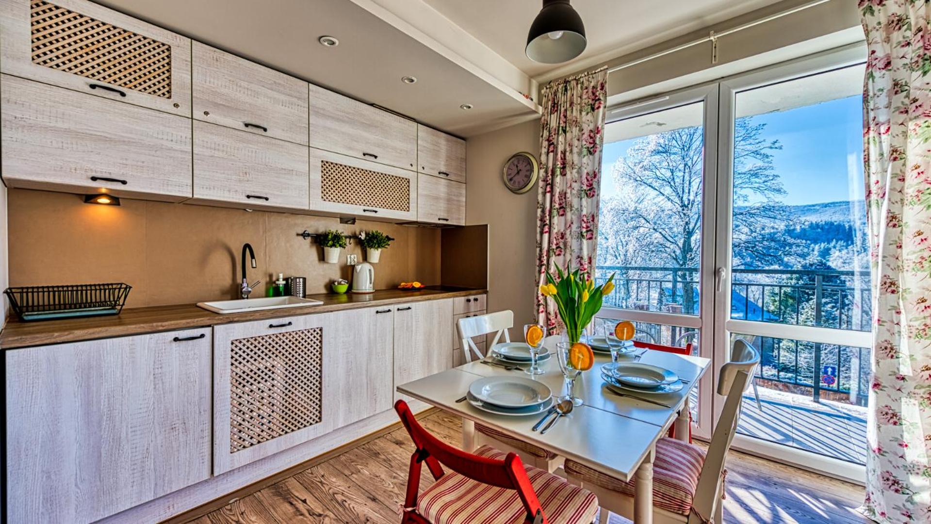Apartamenty DWORCOWA Centrum by Royal Aparts
