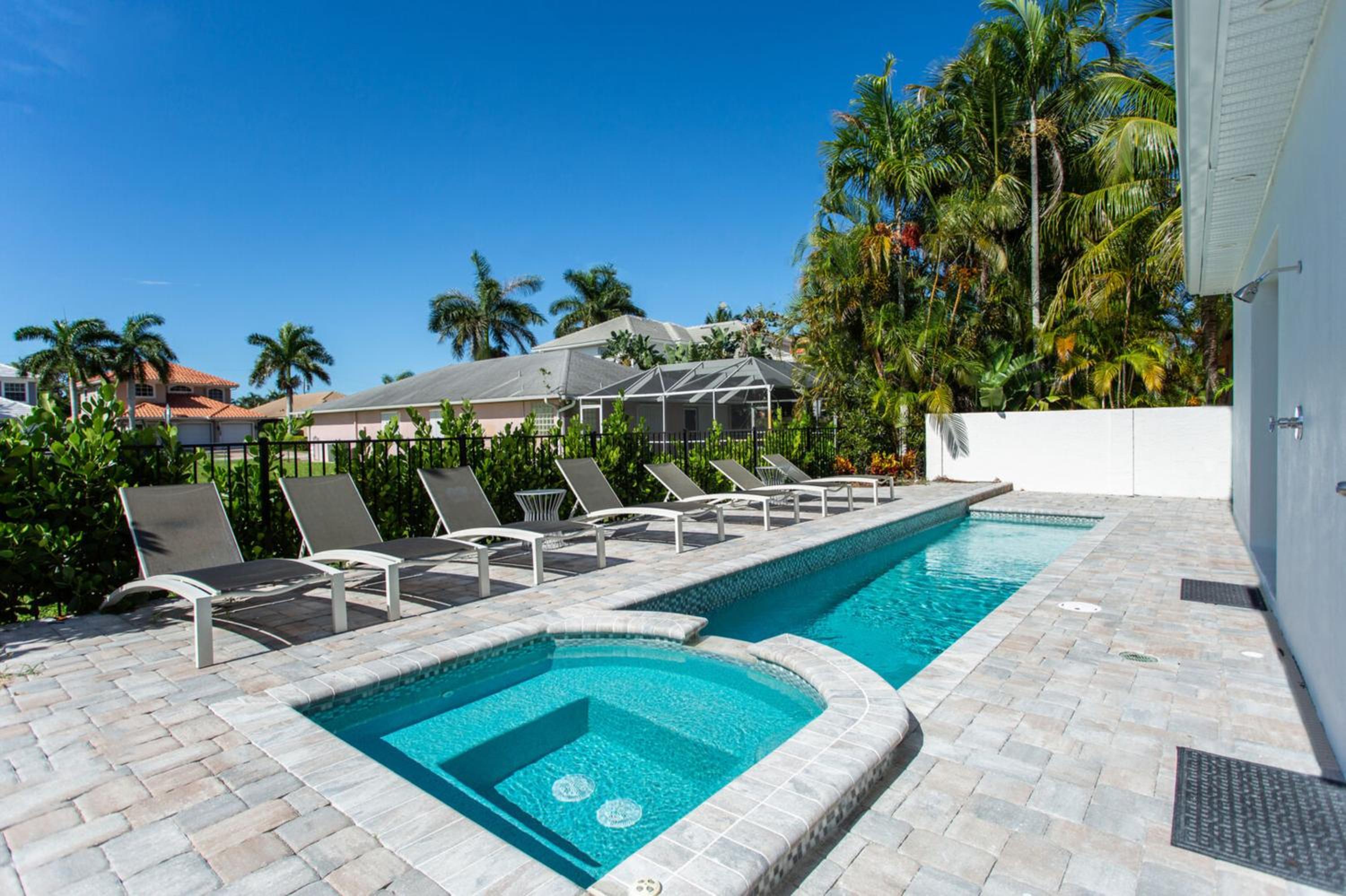 Sorrento Vacation Rental and Cabana - Spacious 6 BR Retreat with Private Pool and Hot Tub! Pet Friendly, steps from Vanderbilt Beach with separate Cabana - view 2