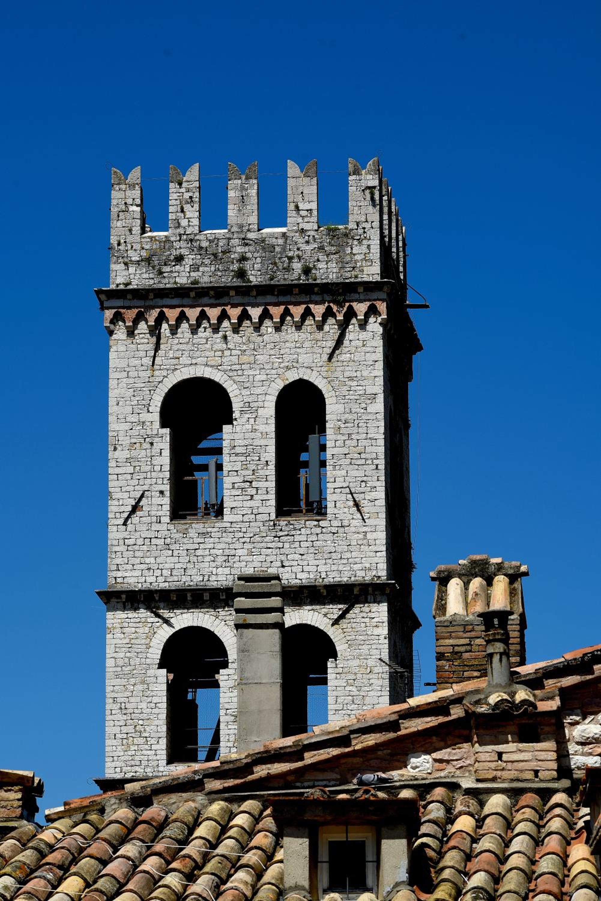 Photo 8
