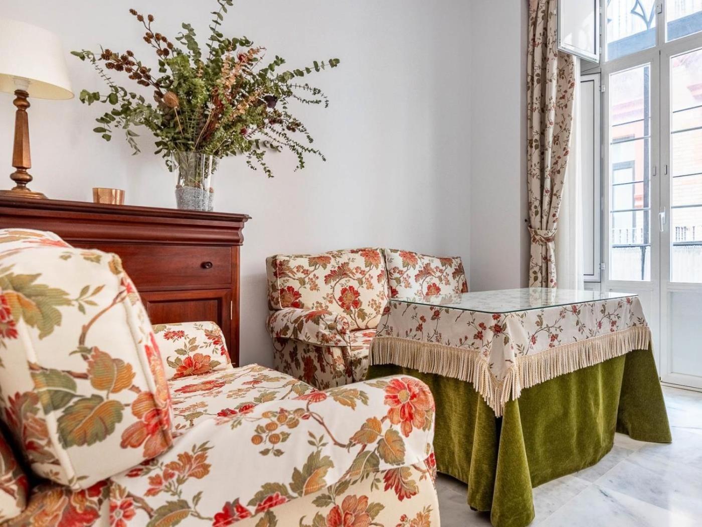 Chicarrero Suite Vacacional Sevilla