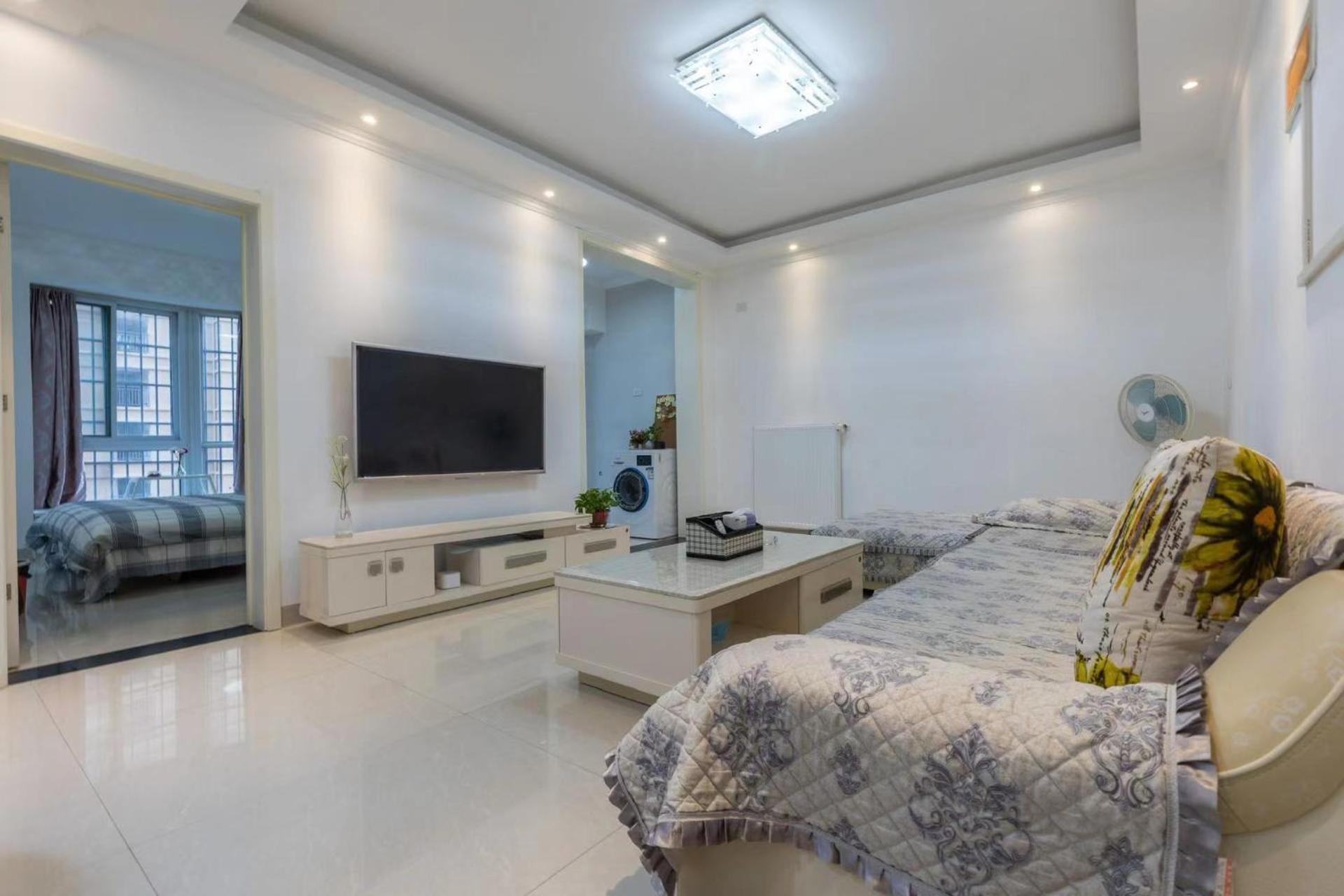 Huainan Aisen Elegant 2 Bedroom Residence Private Kitchen Elevator Secure Parking