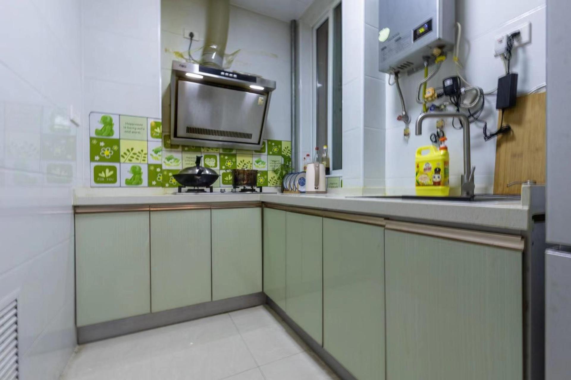 Huainan Aisen Elegant 2 Bedroom Residence Private Kitchen Elevator Secure Parking
