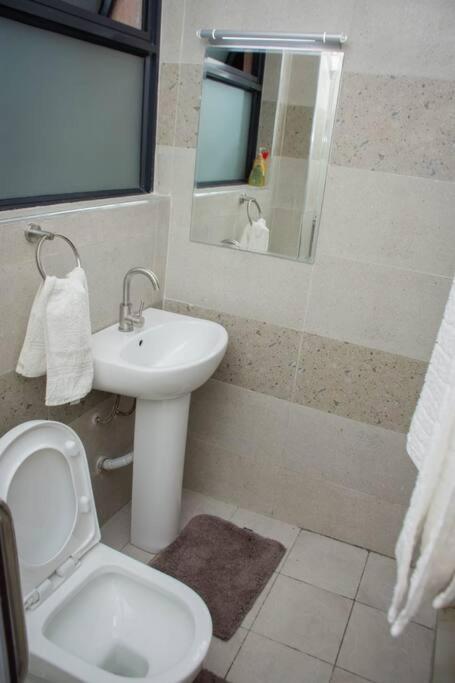 GWETH STUDIO APARTMENT view 5