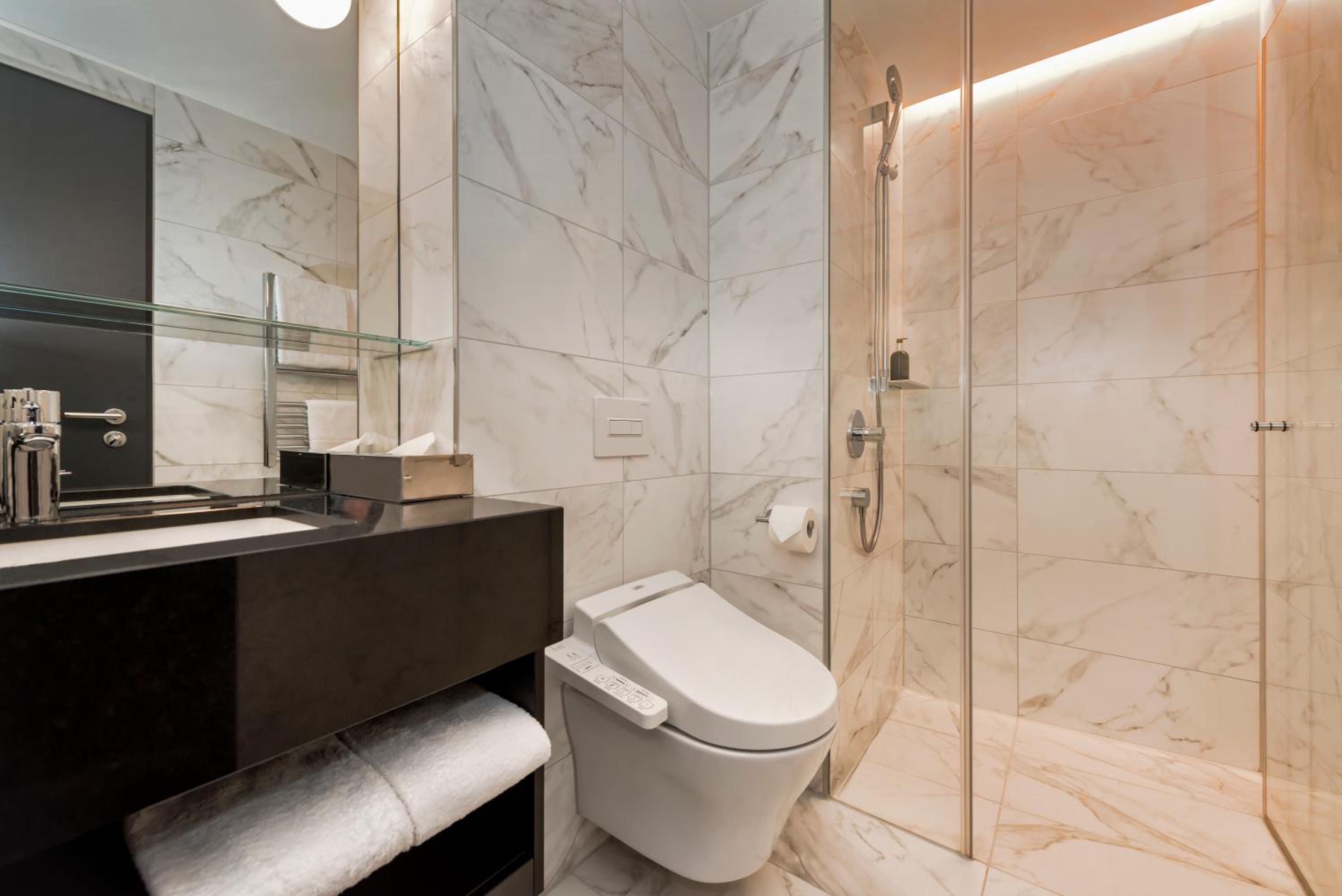 Adina Apartment Hotel Frankfurt Westend - Property Image 23
