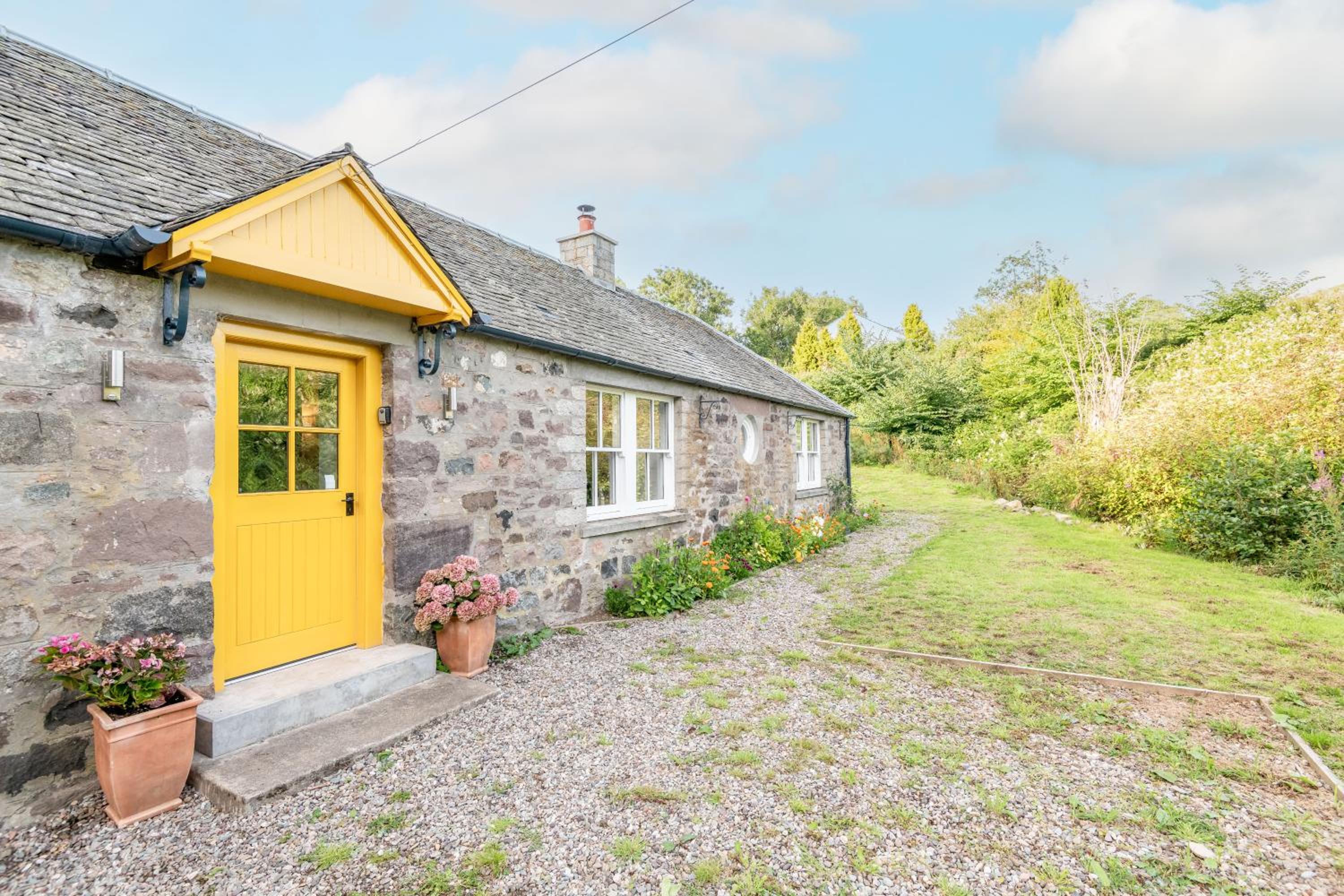 Burnside - gorgeous romantic cottage for 2