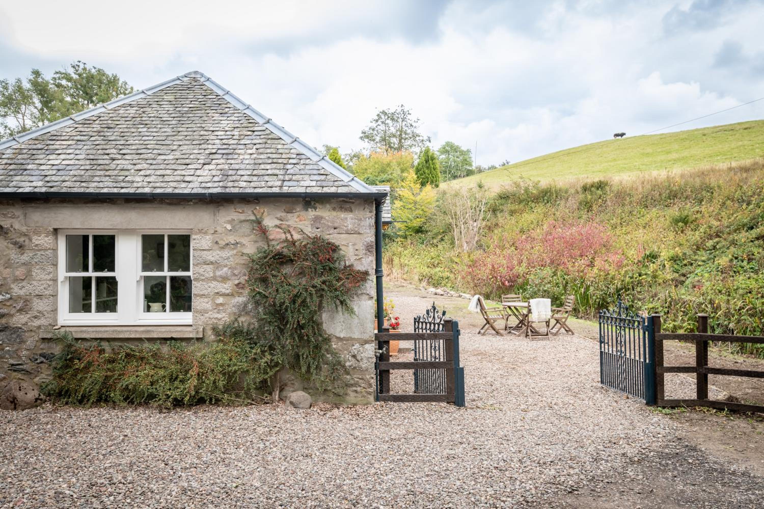 Burnside - gorgeous romantic cottage for 2