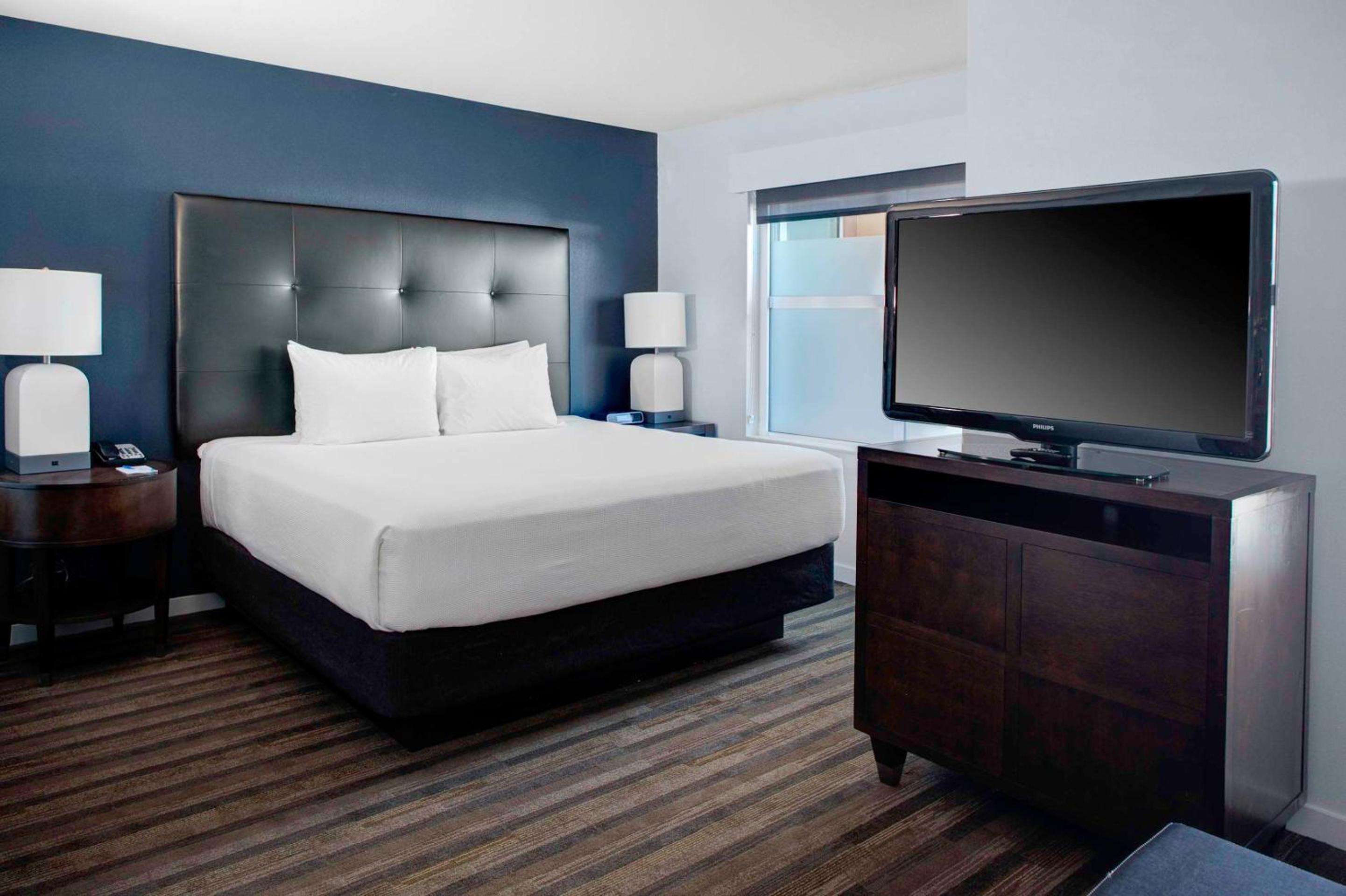 Shelton Vacations - HYATT House Shelton - Property Image 28