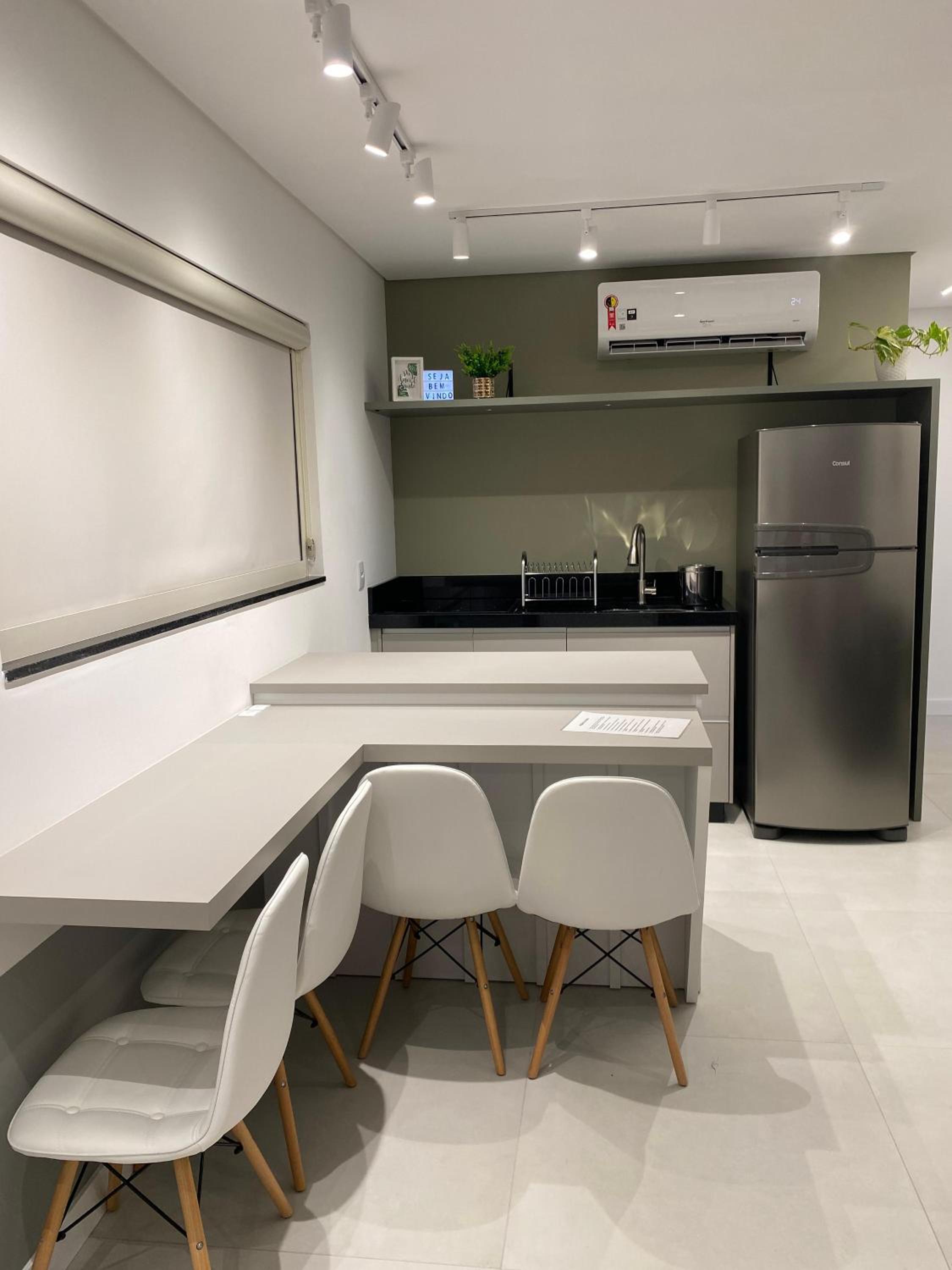Flat 205 Homebusiness perto do centro!