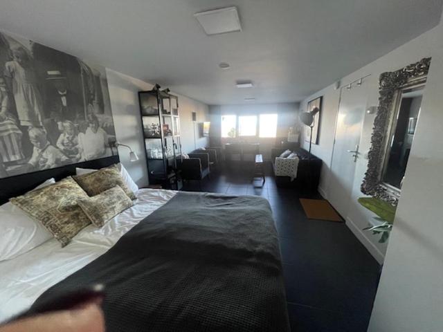 Photo 32
