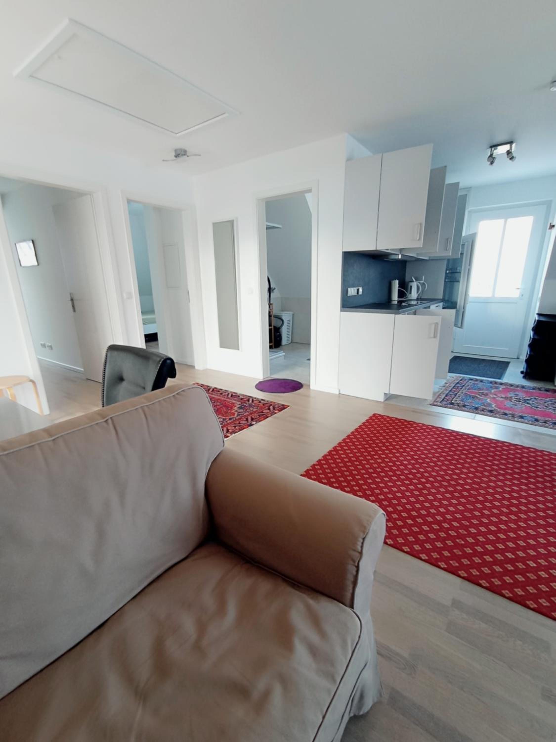 Peaceful Apartment-3 Zi, Loggia & Garden in Blankenese