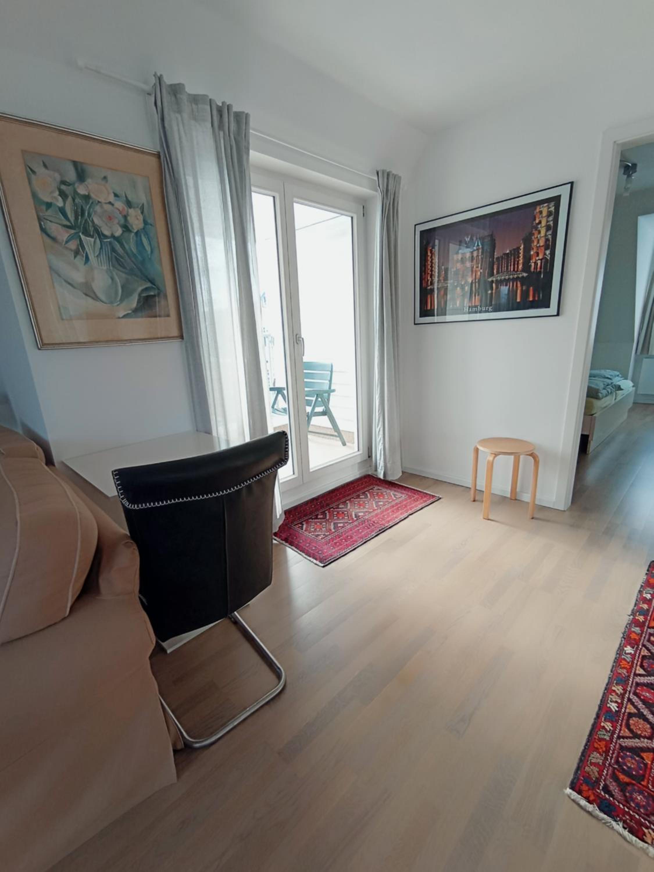 Peaceful Apartment-3 Zi, Loggia & Garden in Blankenese