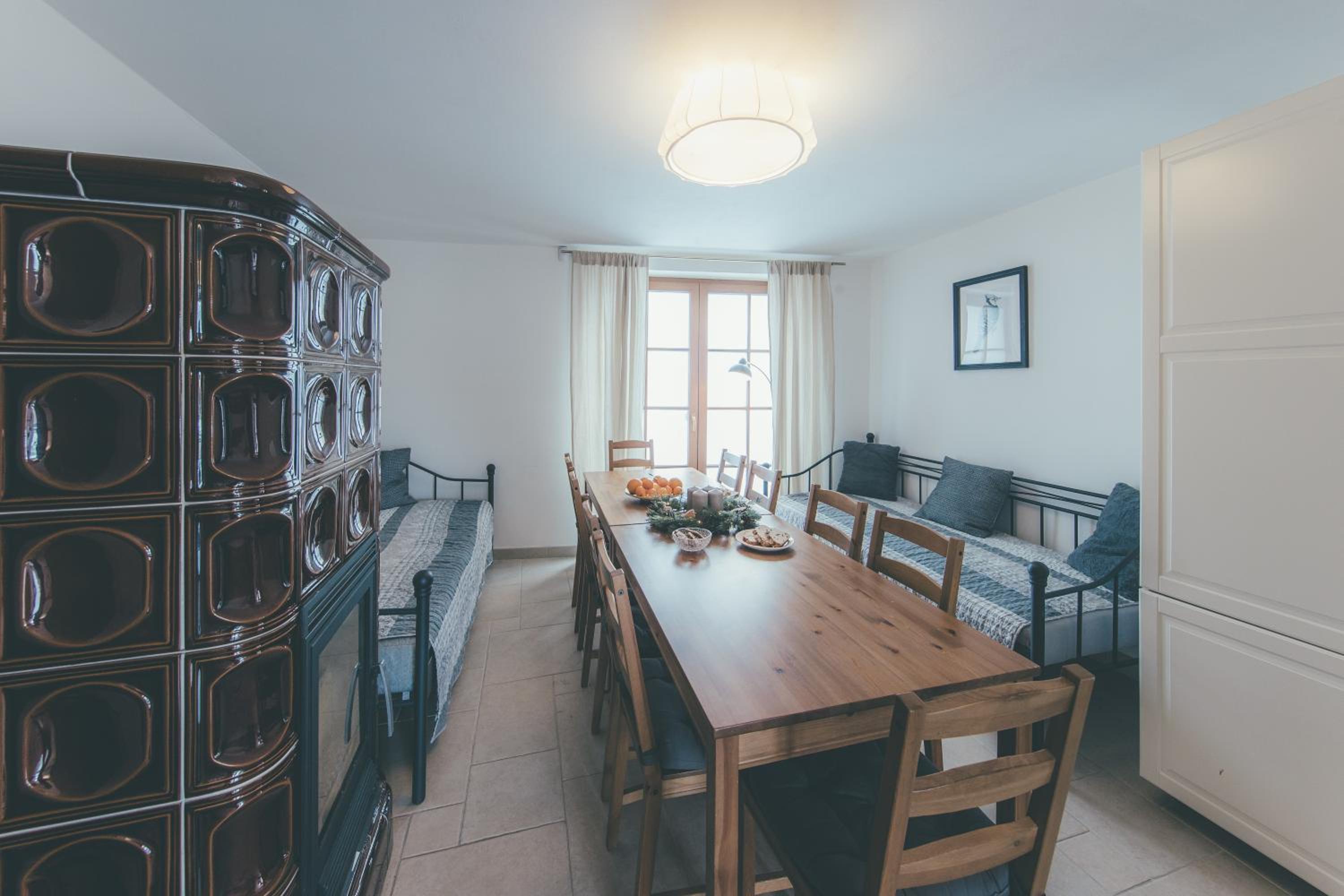 Stylová Lodge s vlastním koupáním & pergolou