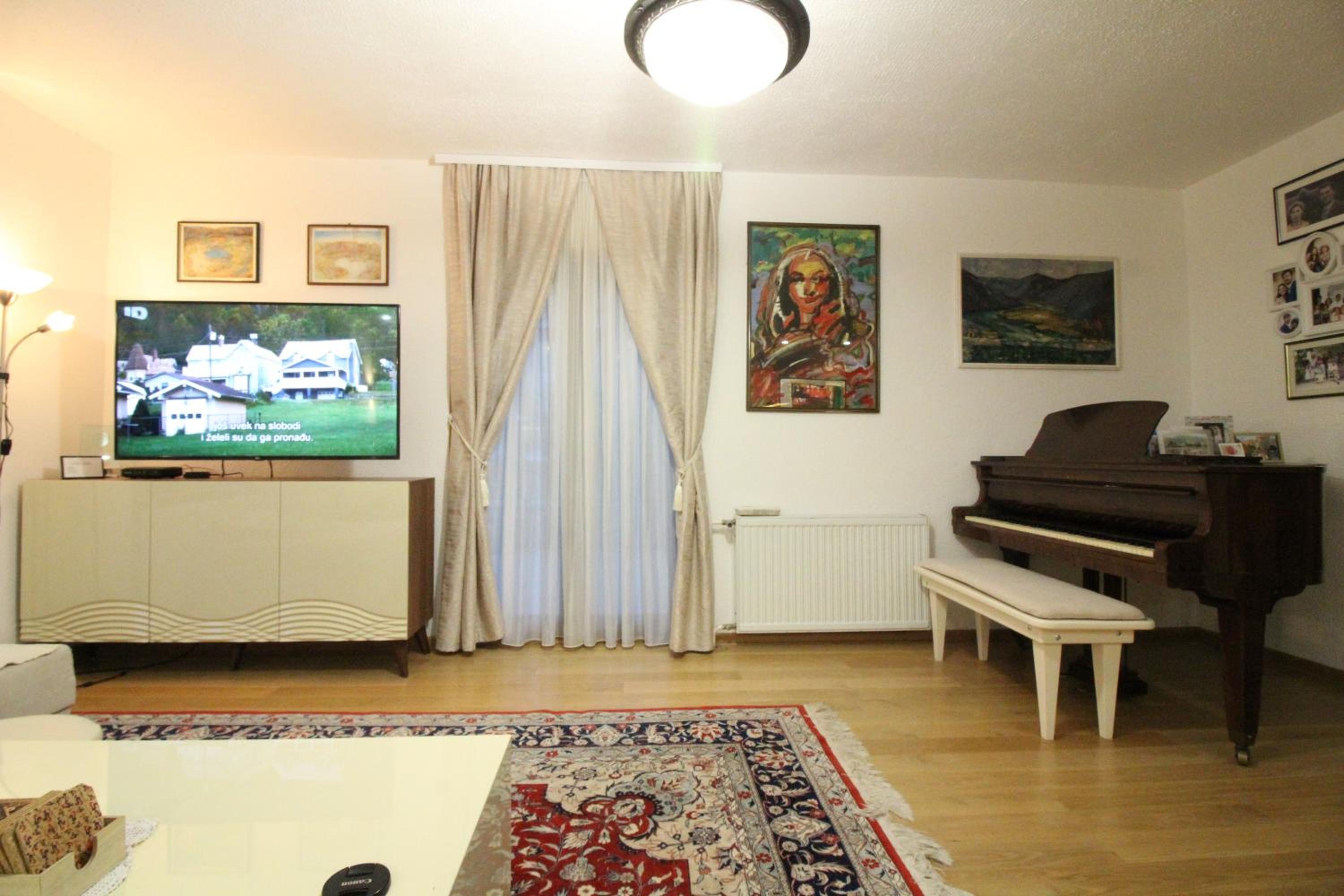 VILLA OTOK WITH POOL, TOP LUXURY IN TREBINJE
